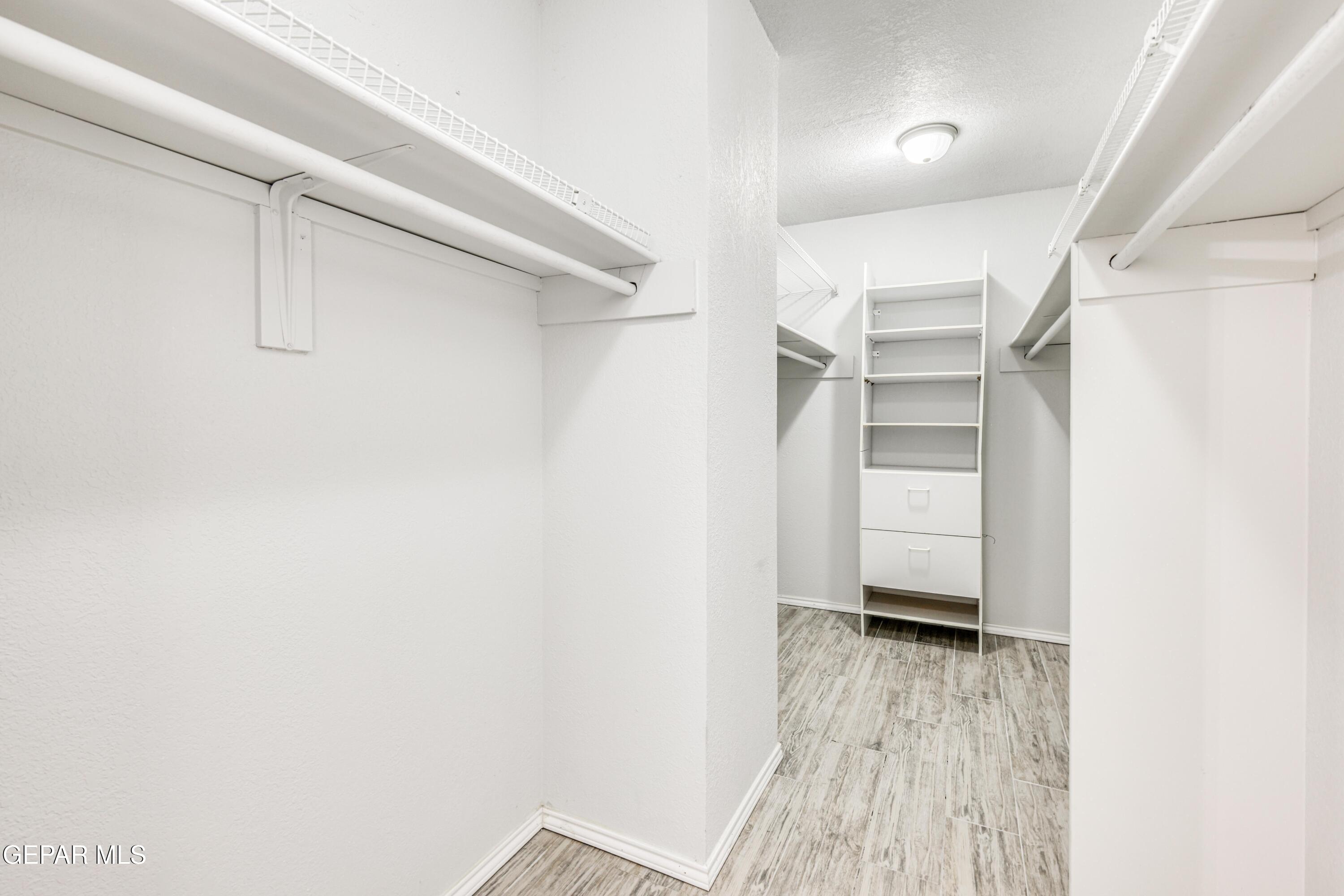 421 Irondale Drive E Property Photo 34