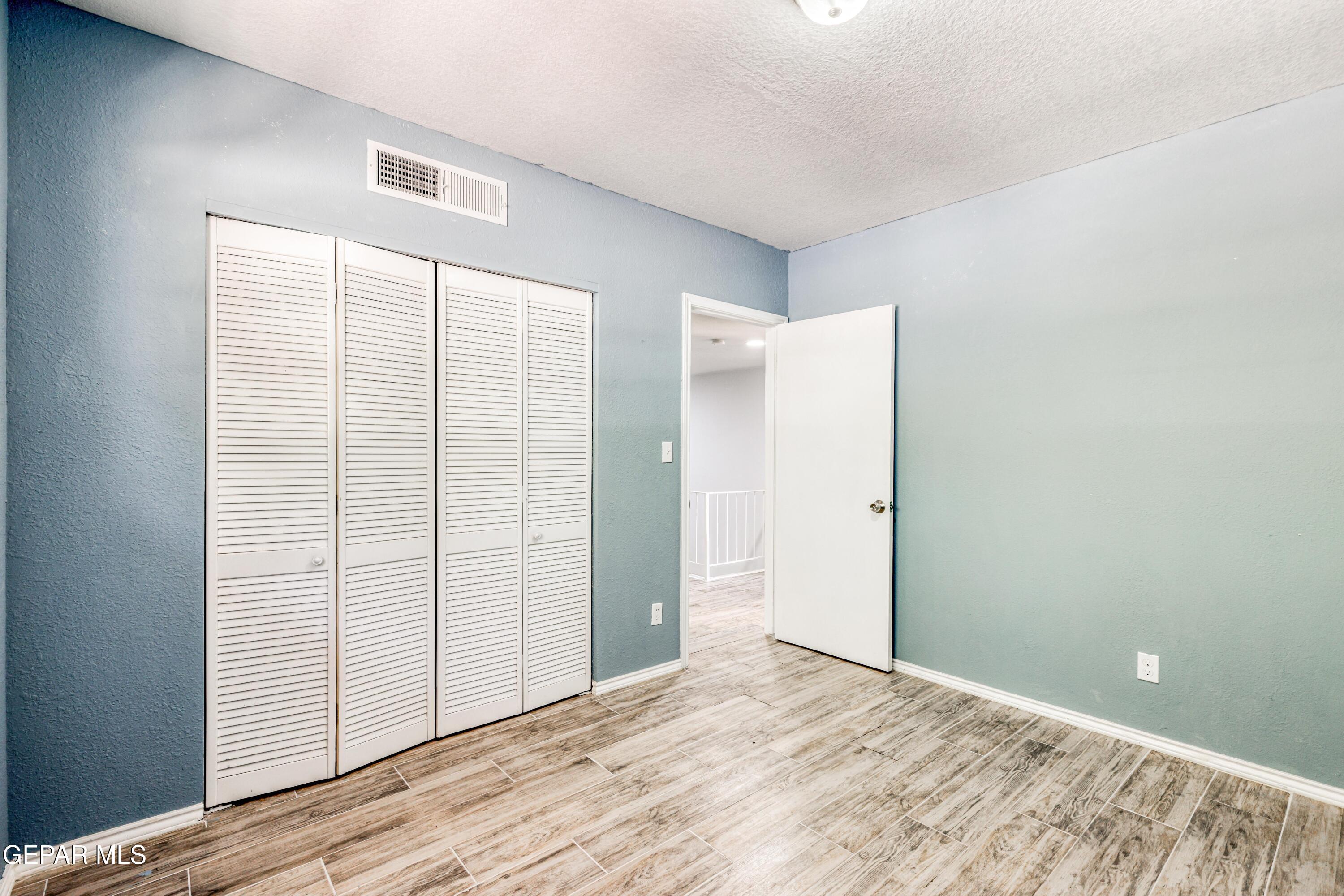 421 Irondale Drive E Property Photo 36
