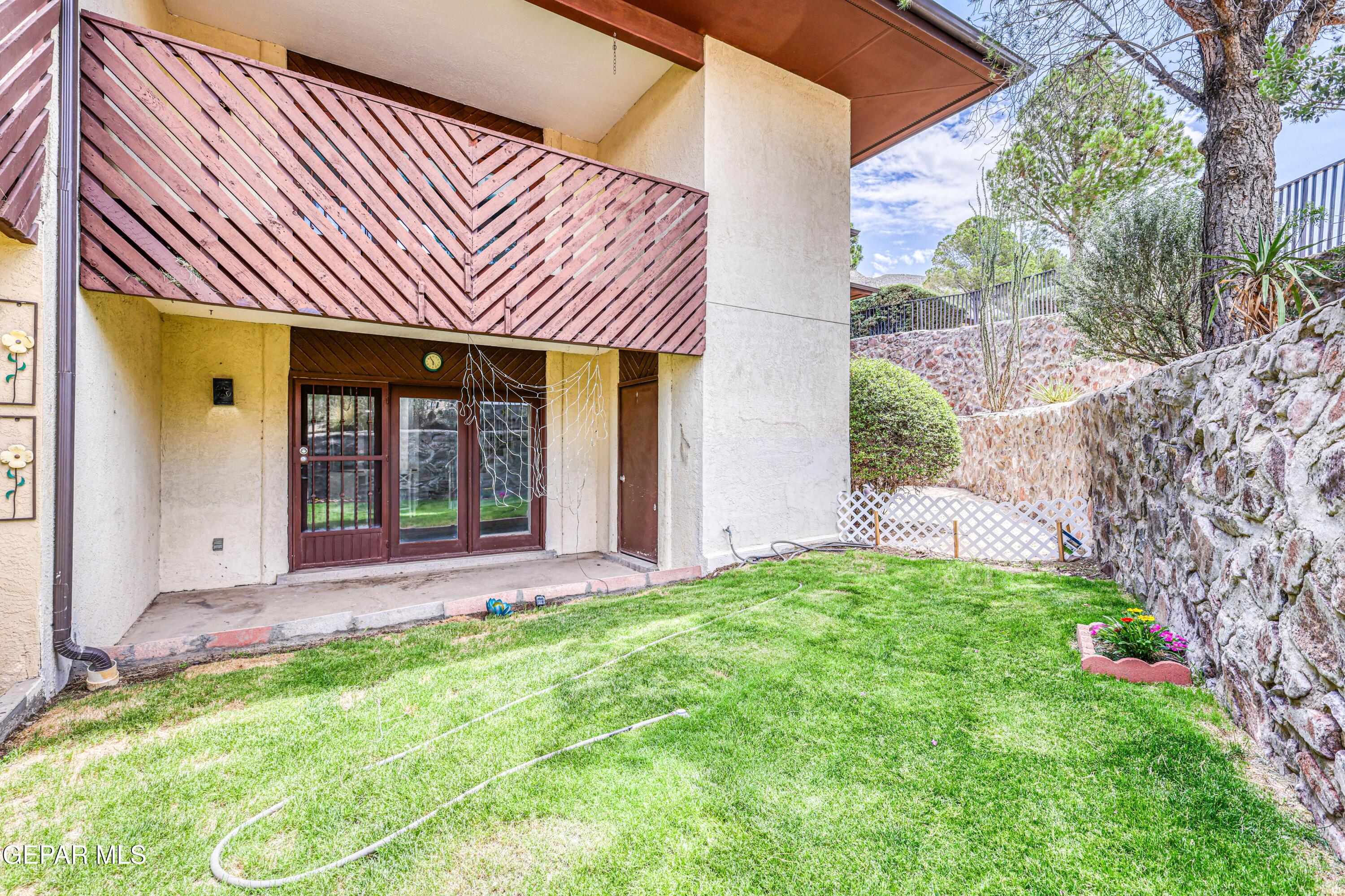 421 Irondale Drive E Property Photo 47