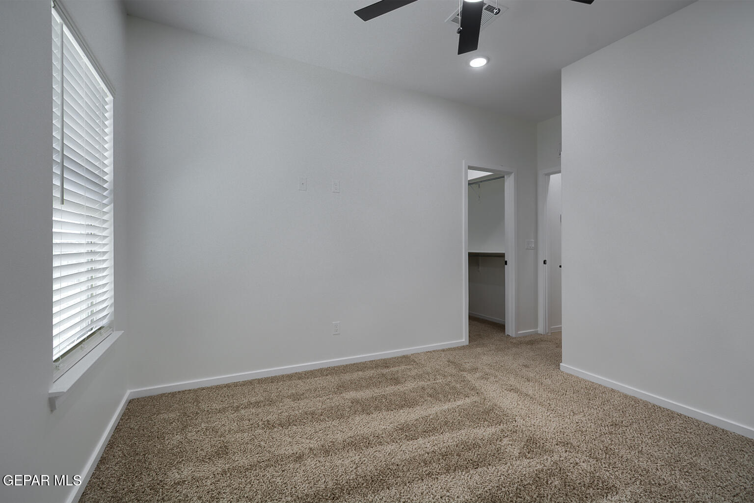 15024 Laura Lane Property Photo 7