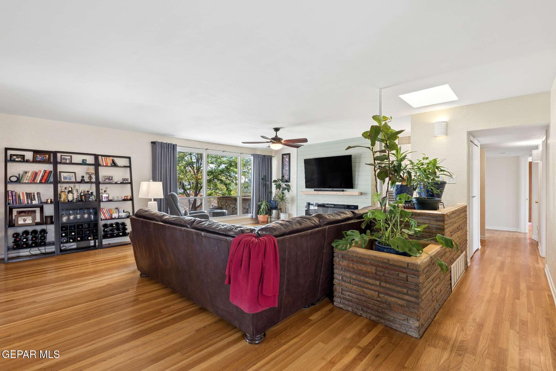 3712 San Mateo Lane Property Photo 8
