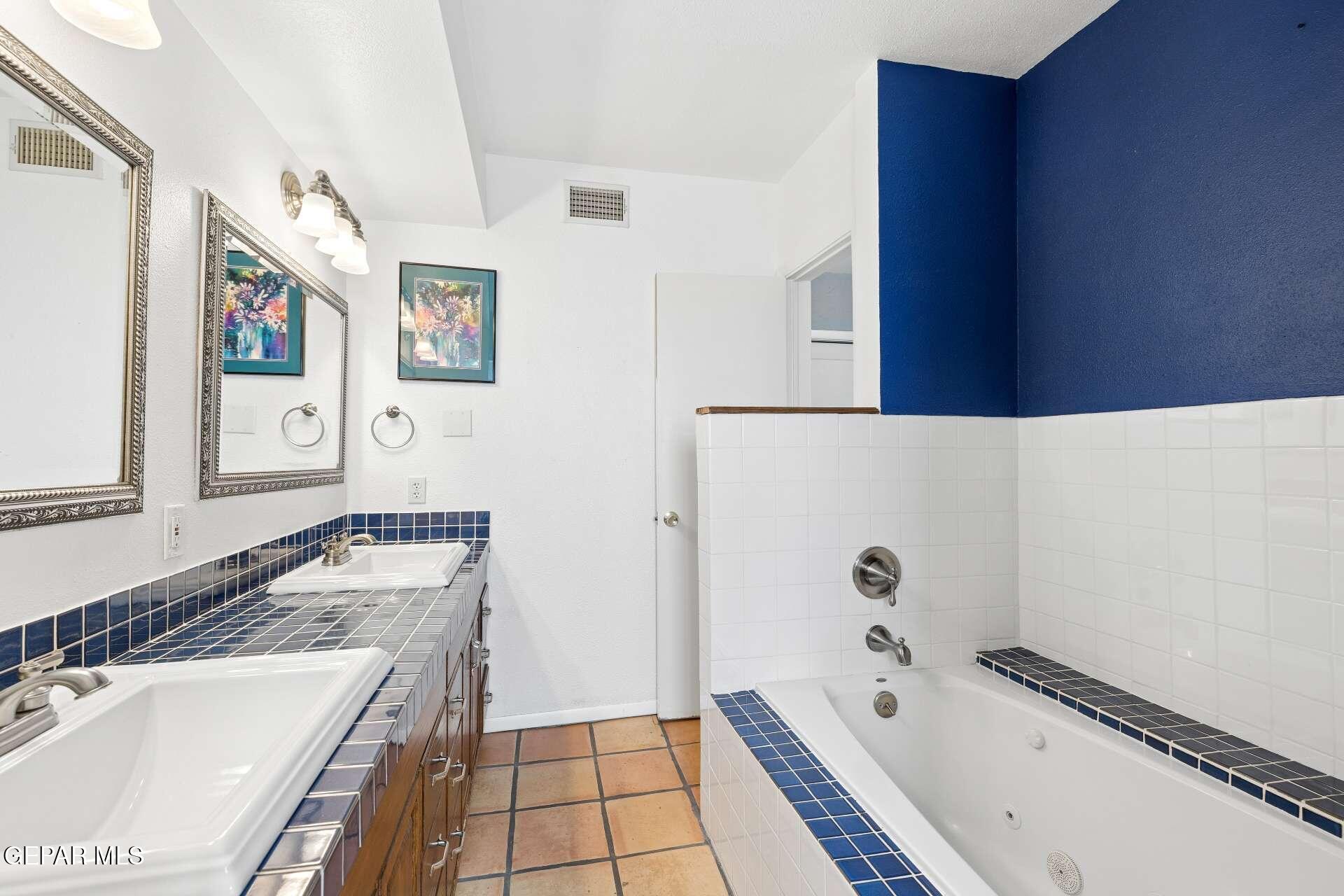 3712 San Mateo Lane Property Photo 29