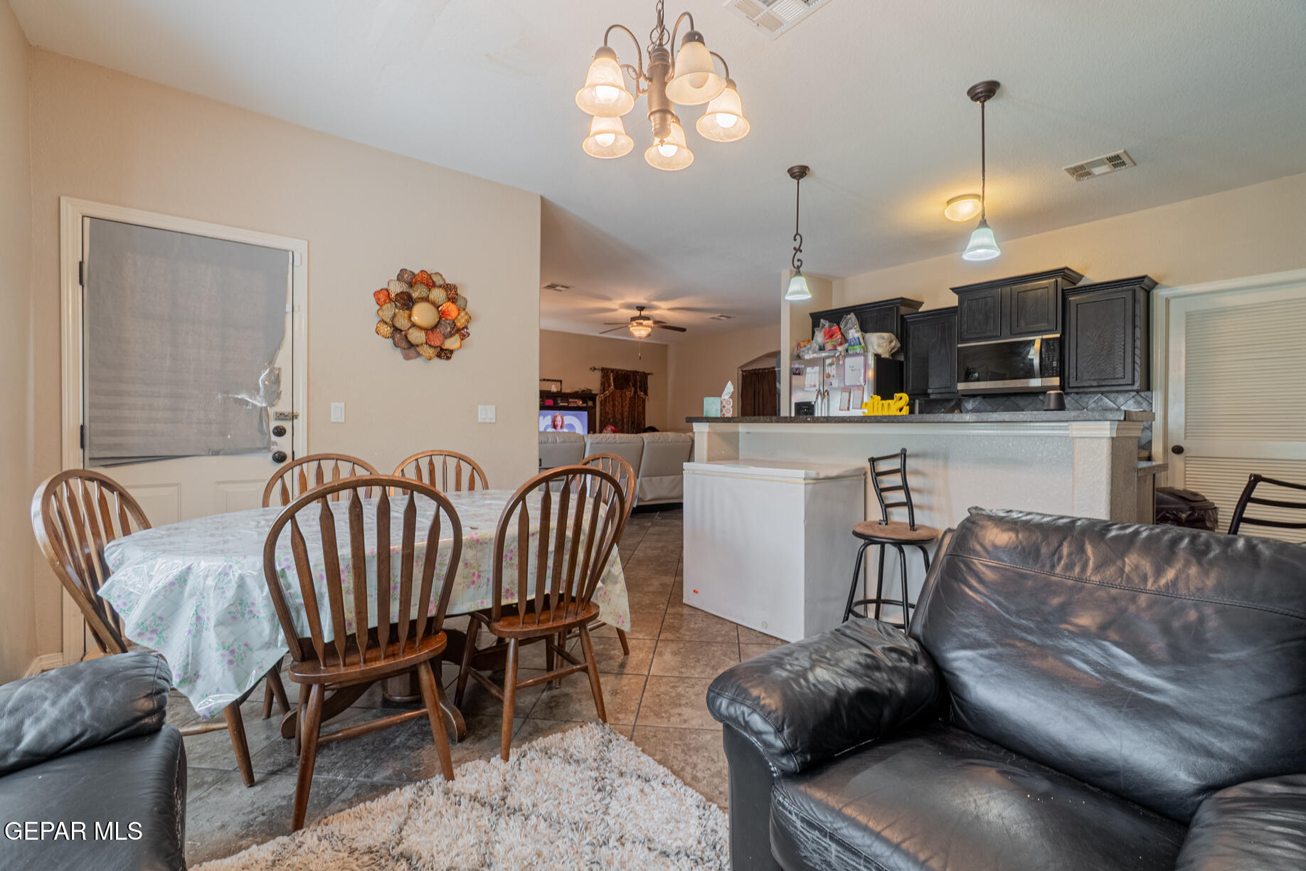 3111 Amistoso Street Property Photo 10