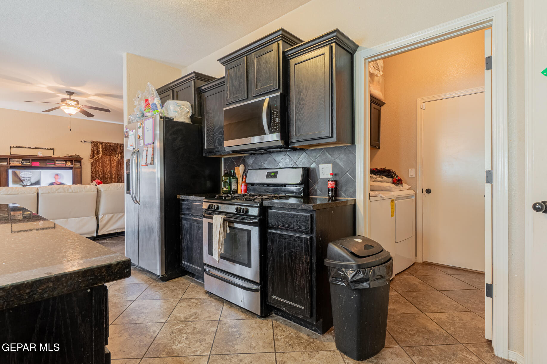 3111 Amistoso Street Property Photo 12