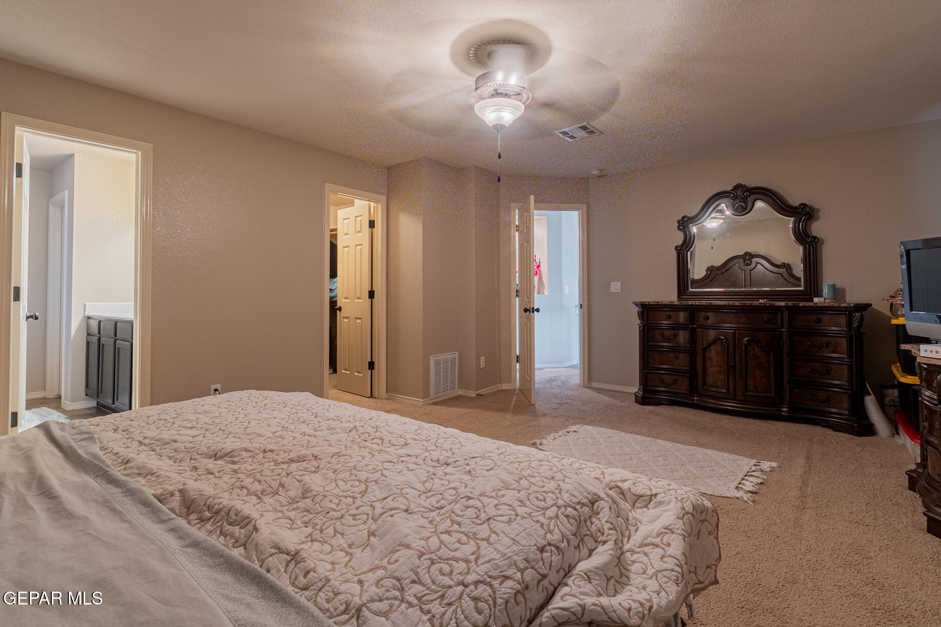 3111 Amistoso Street Property Photo 16