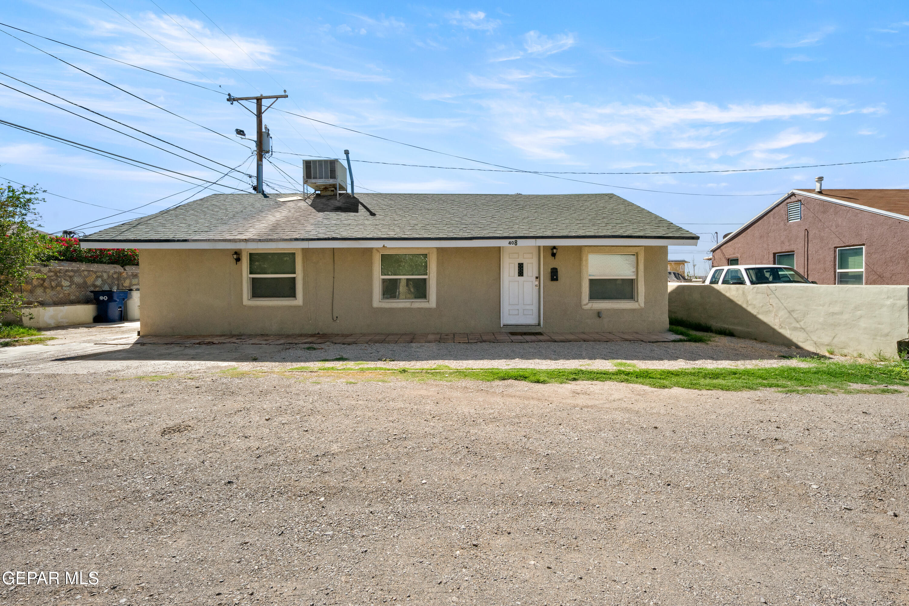 408 Sycamore Way Property Photo 1