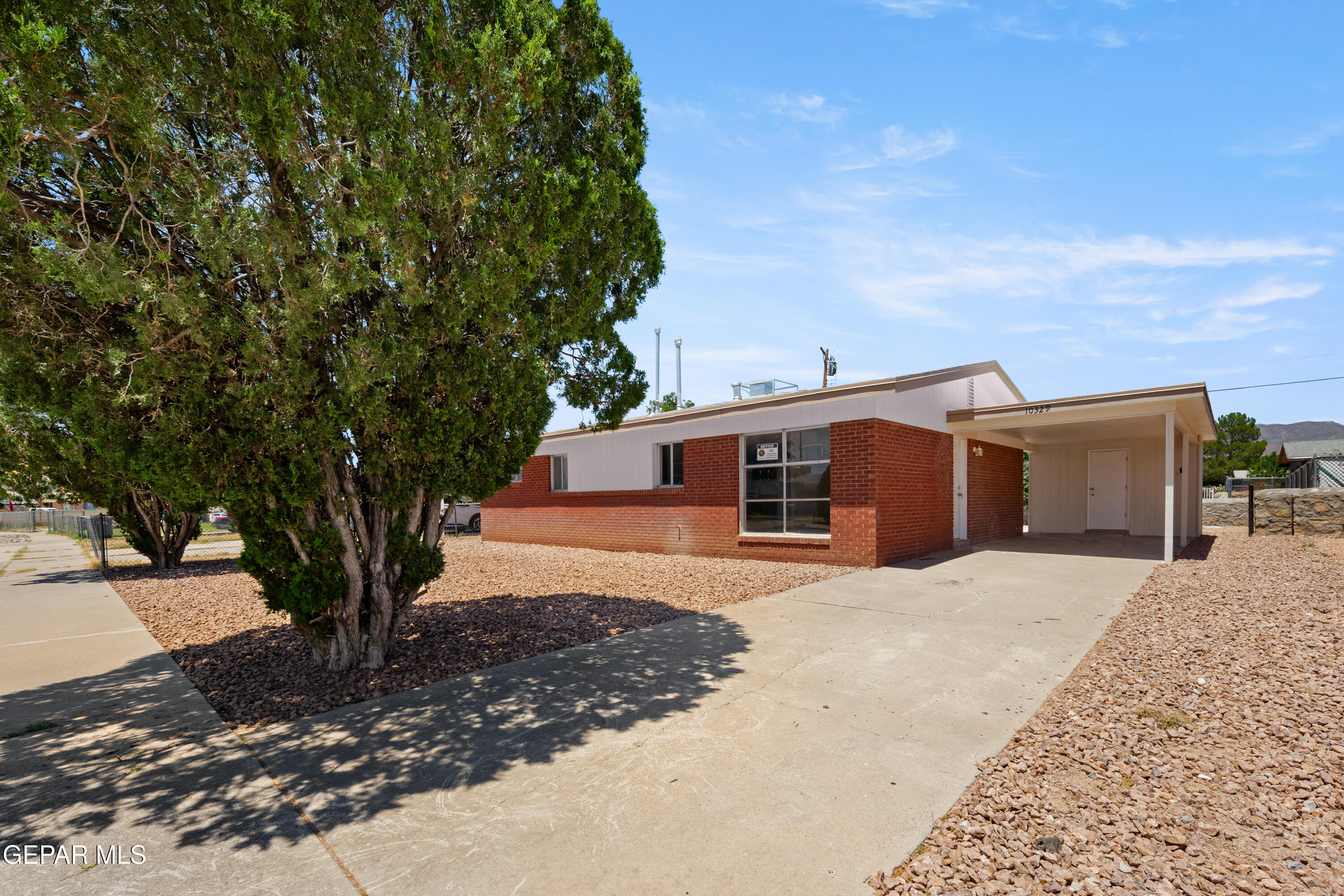 10329 Wilshire Drive Property Photo 3