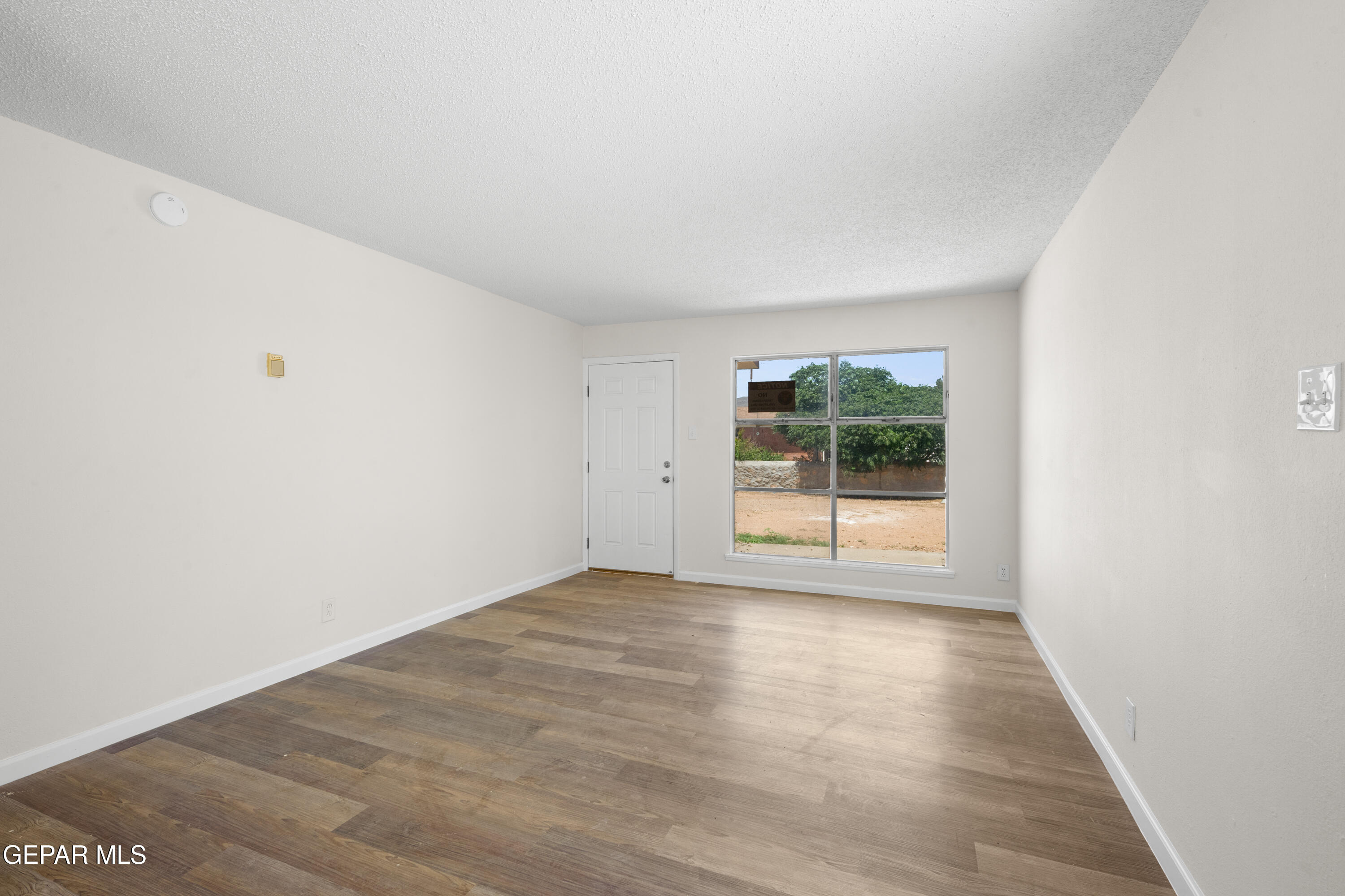10329 Wilshire Drive Property Photo 5