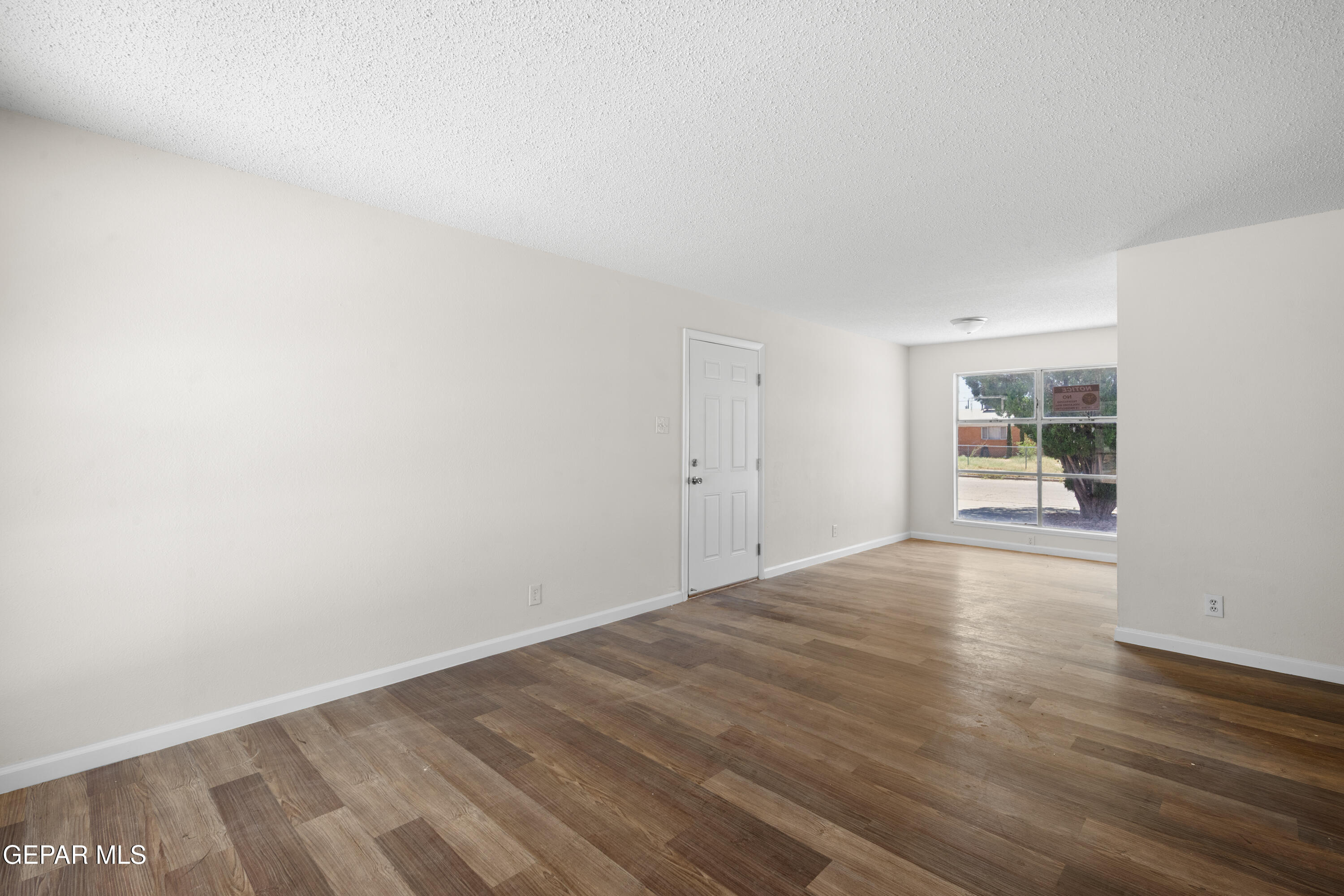 10329 Wilshire Drive Property Photo 6