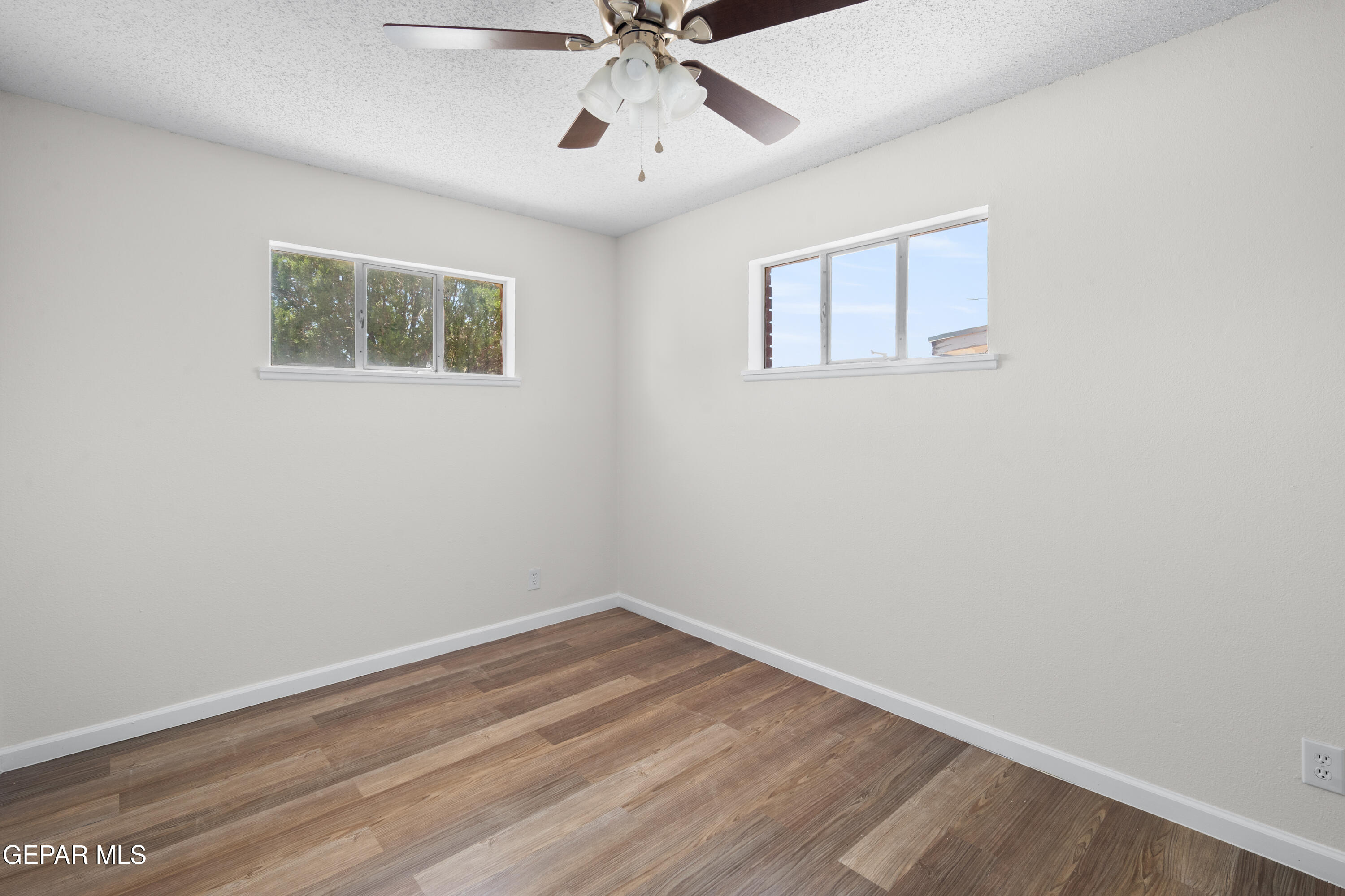 10329 Wilshire Drive Property Photo 13