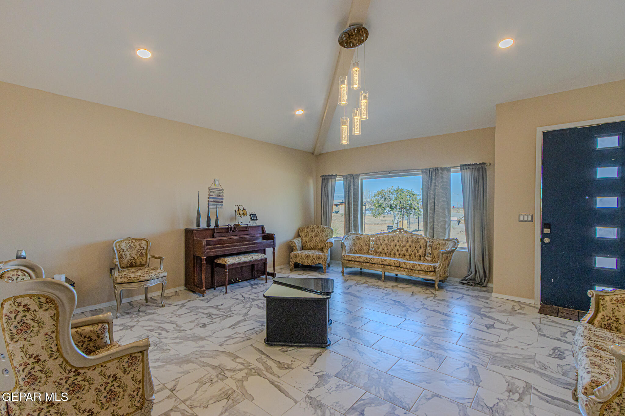 133 Lake Mead Court Property Photo 9