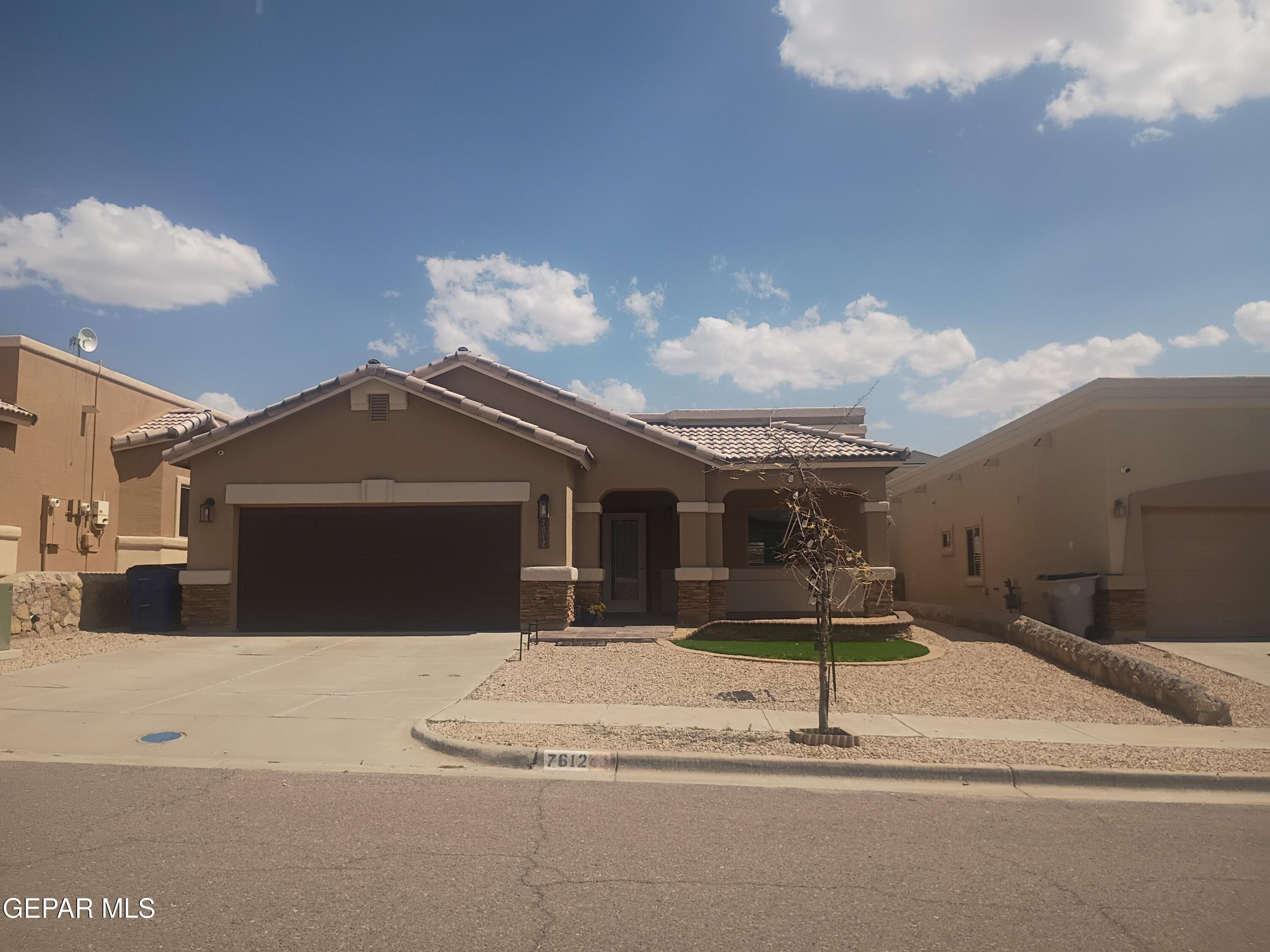 7612 Dawnlight Lane Property Photo 1