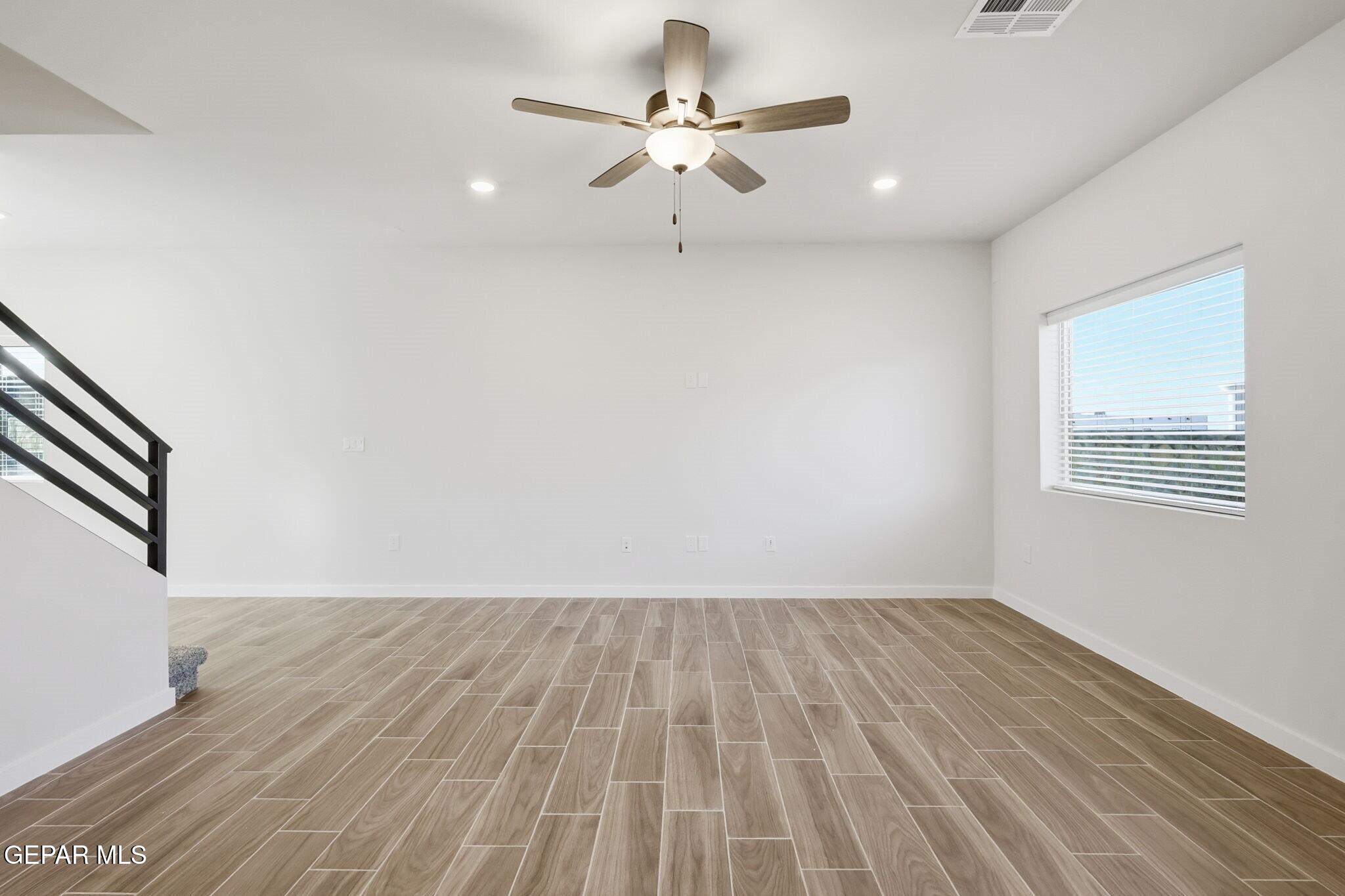 15136 Expectation Avenue Property Photo 9