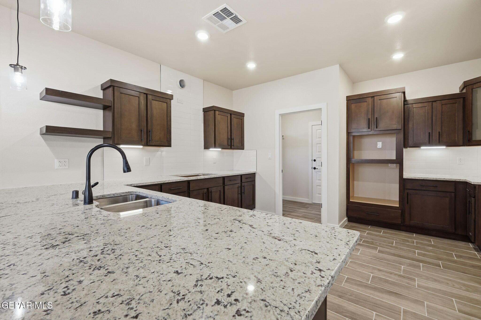 15136 Expectation Avenue Property Photo 17
