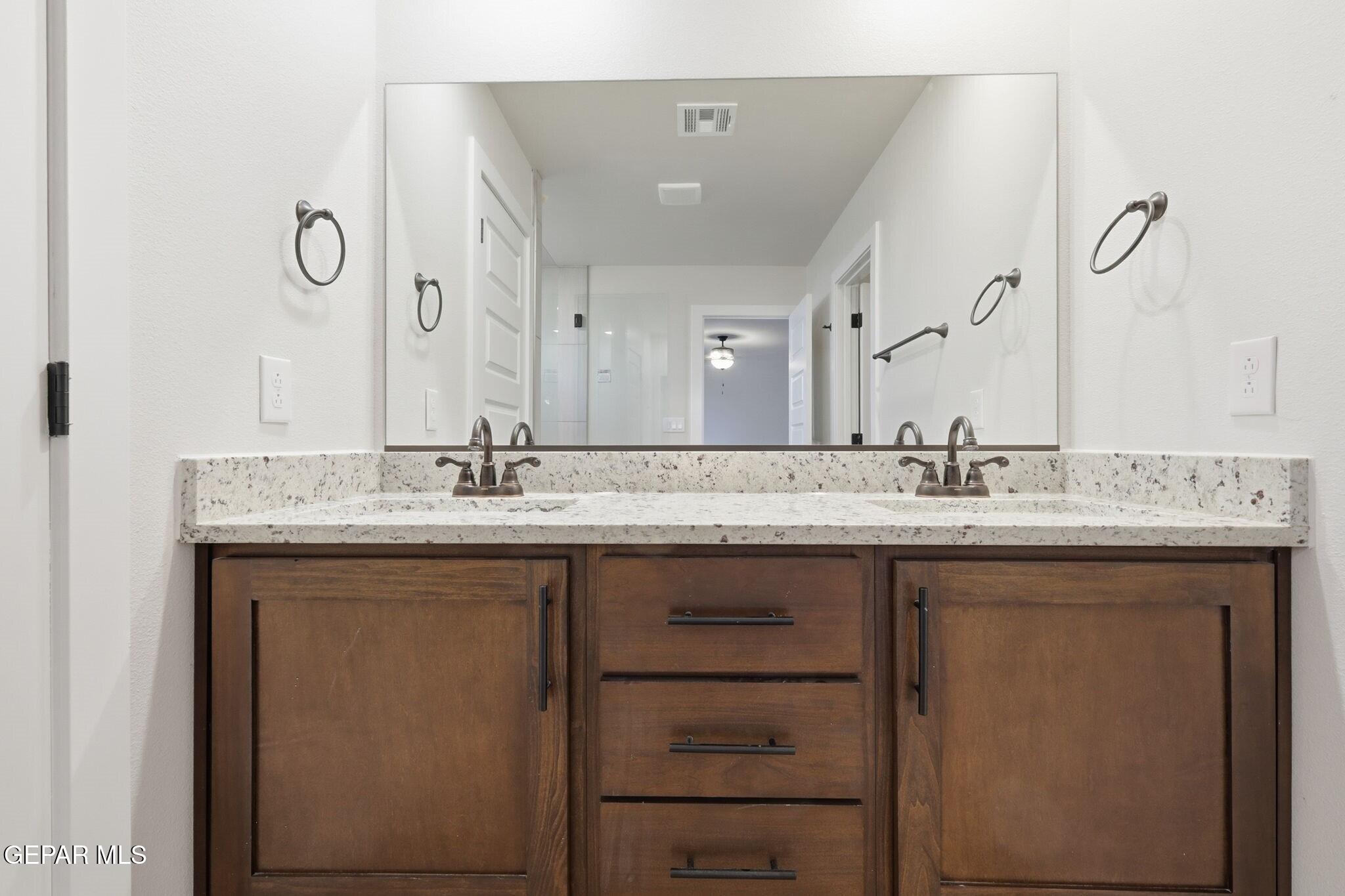 15136 Expectation Avenue Property Photo 32