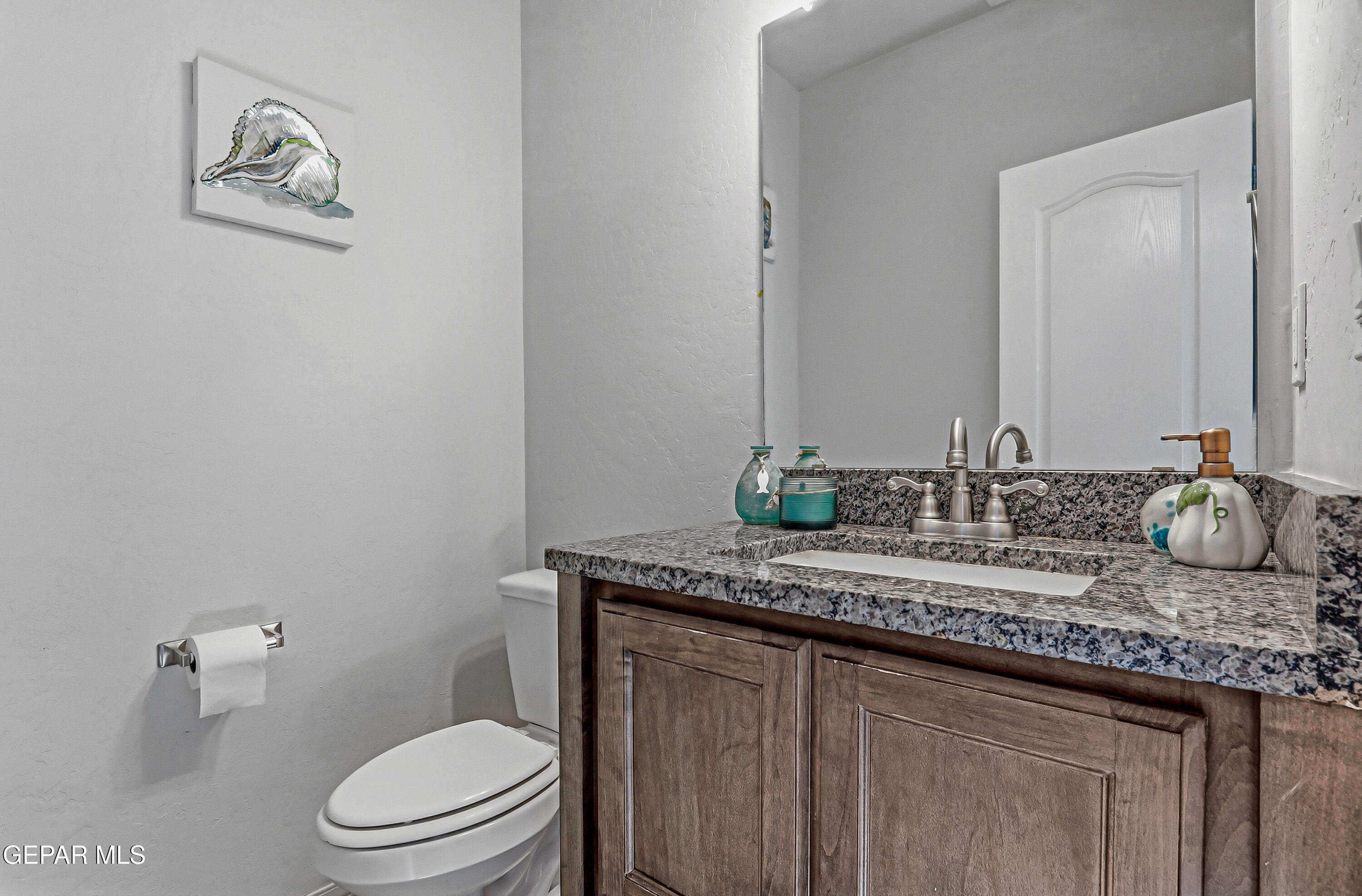 209 Reigate Drive Property Photo 7