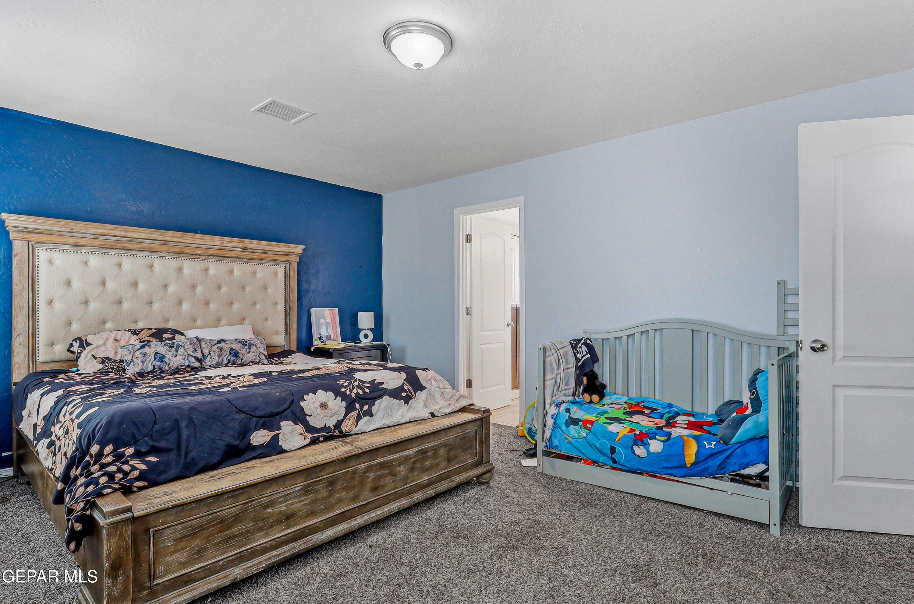 209 Reigate Drive Property Photo 34