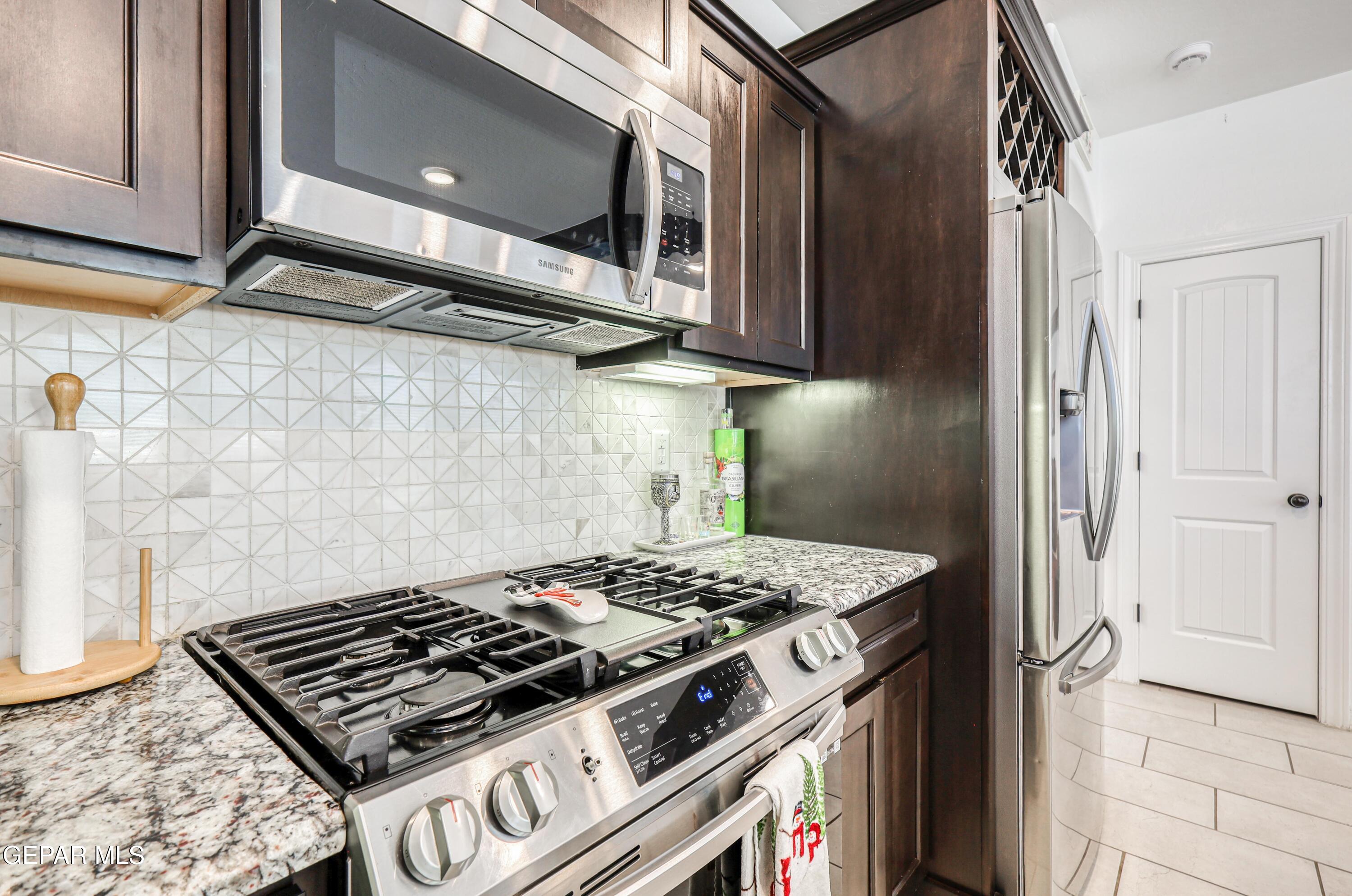 1811 Ritzy Lou Place Property Photo 17