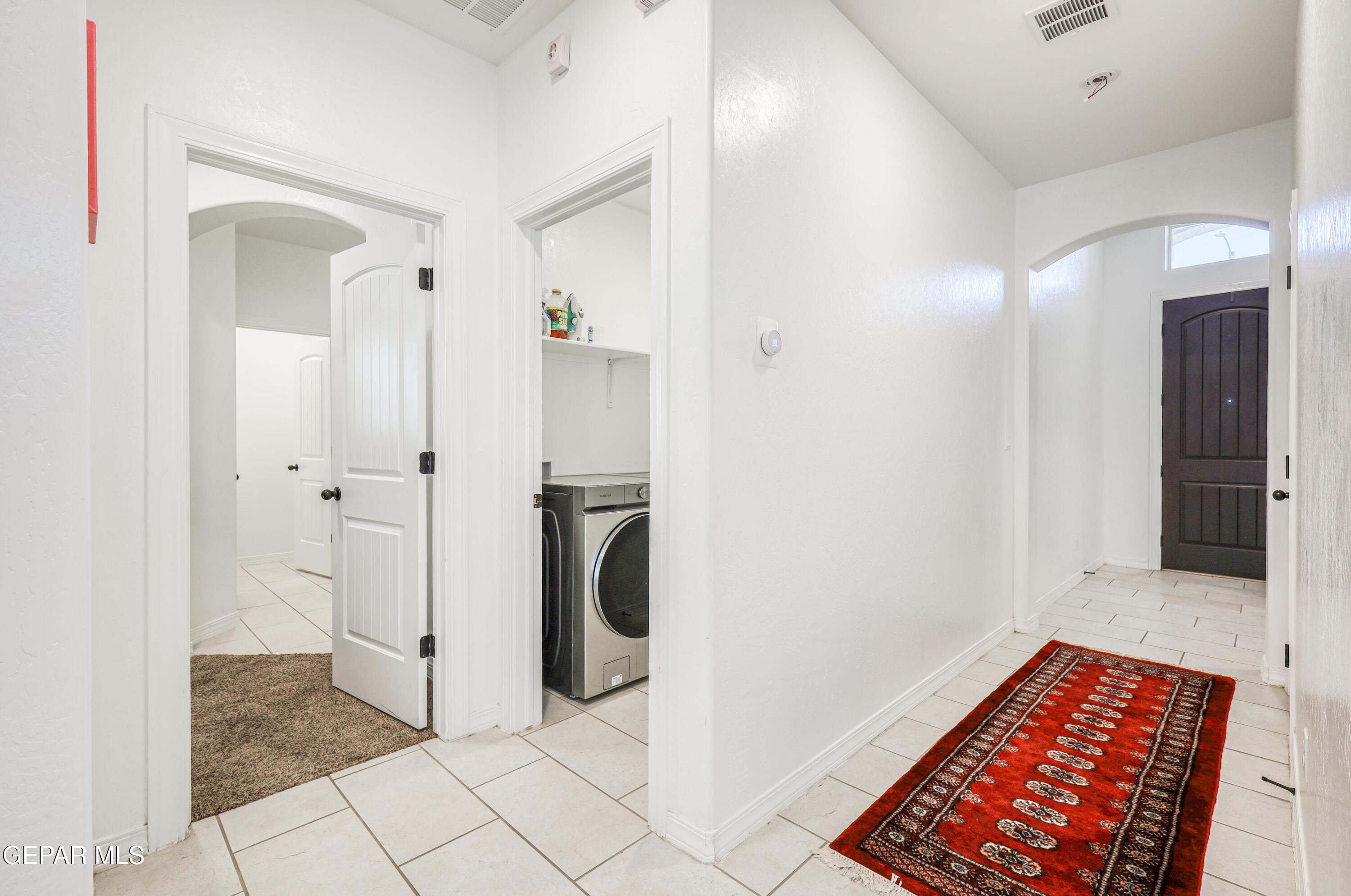 1811 Ritzy Lou Place Property Photo 28