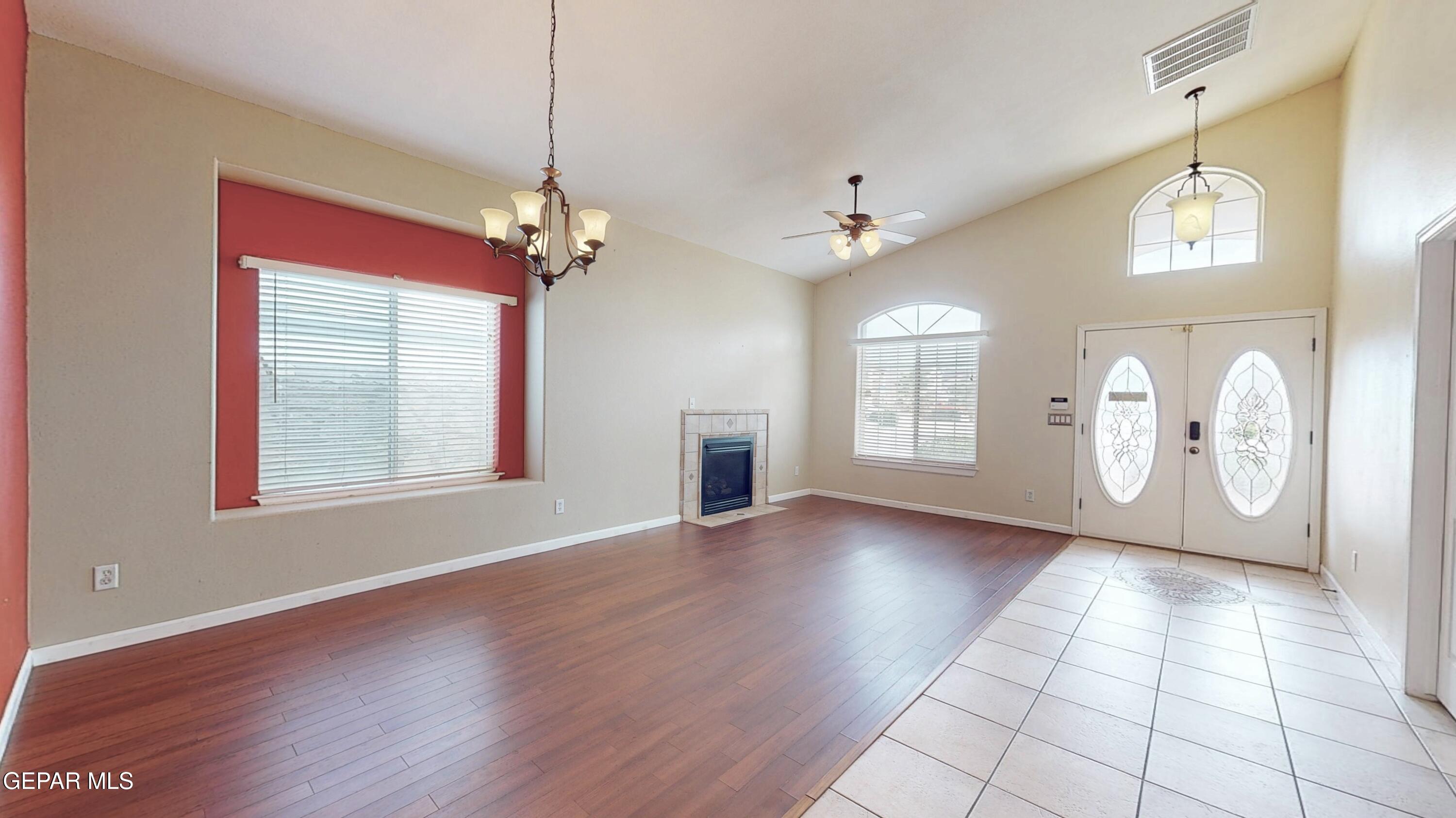 820 La Florida Drive Property Photo 3