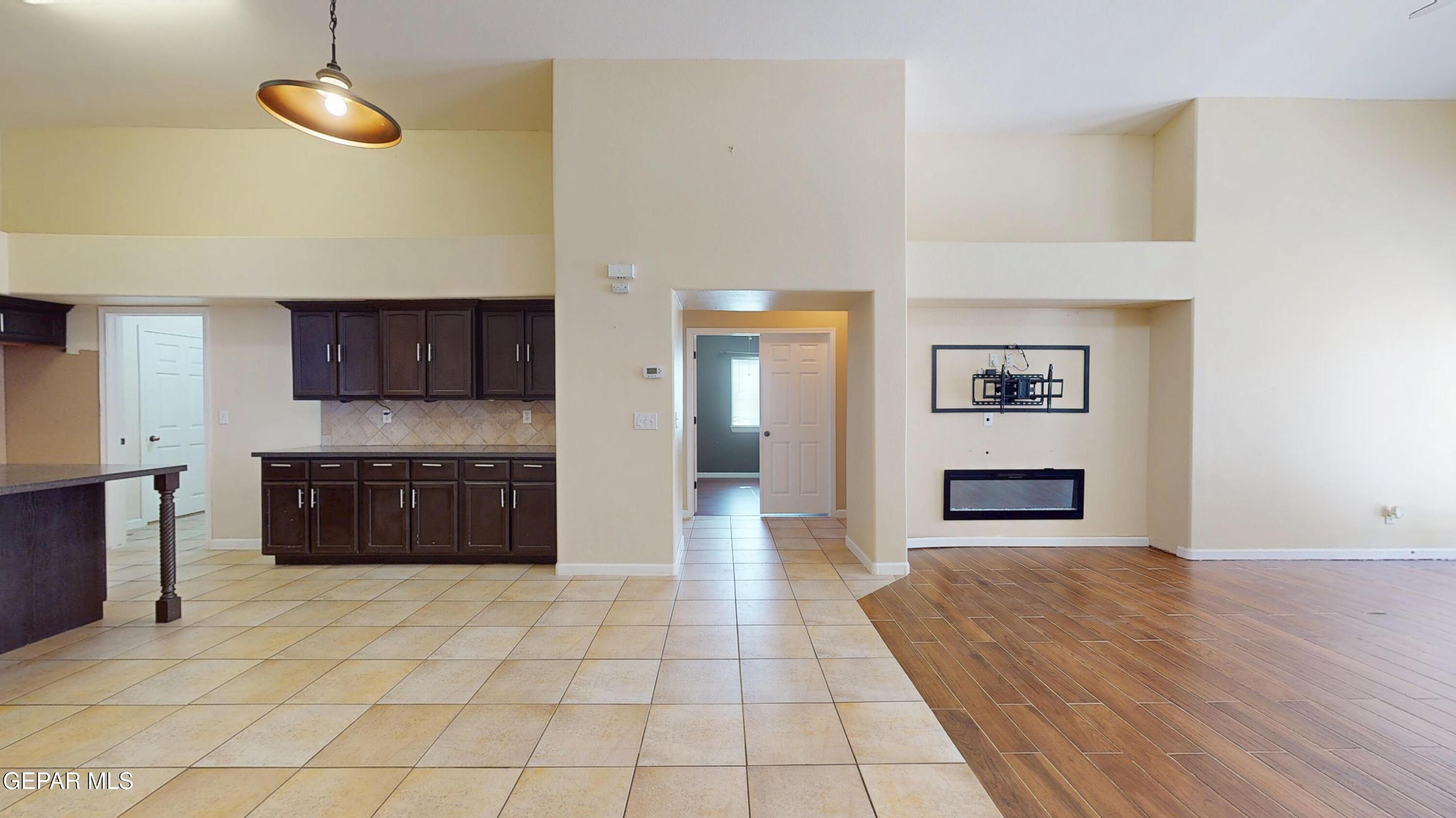 820 La Florida Drive Property Photo 12