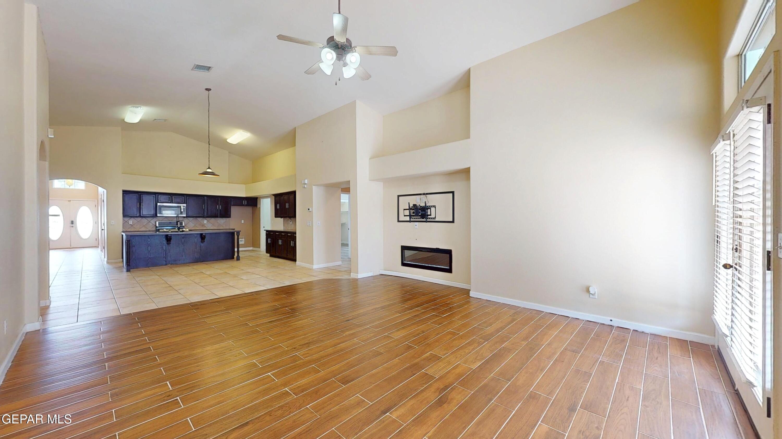 820 La Florida Drive Property Photo 14