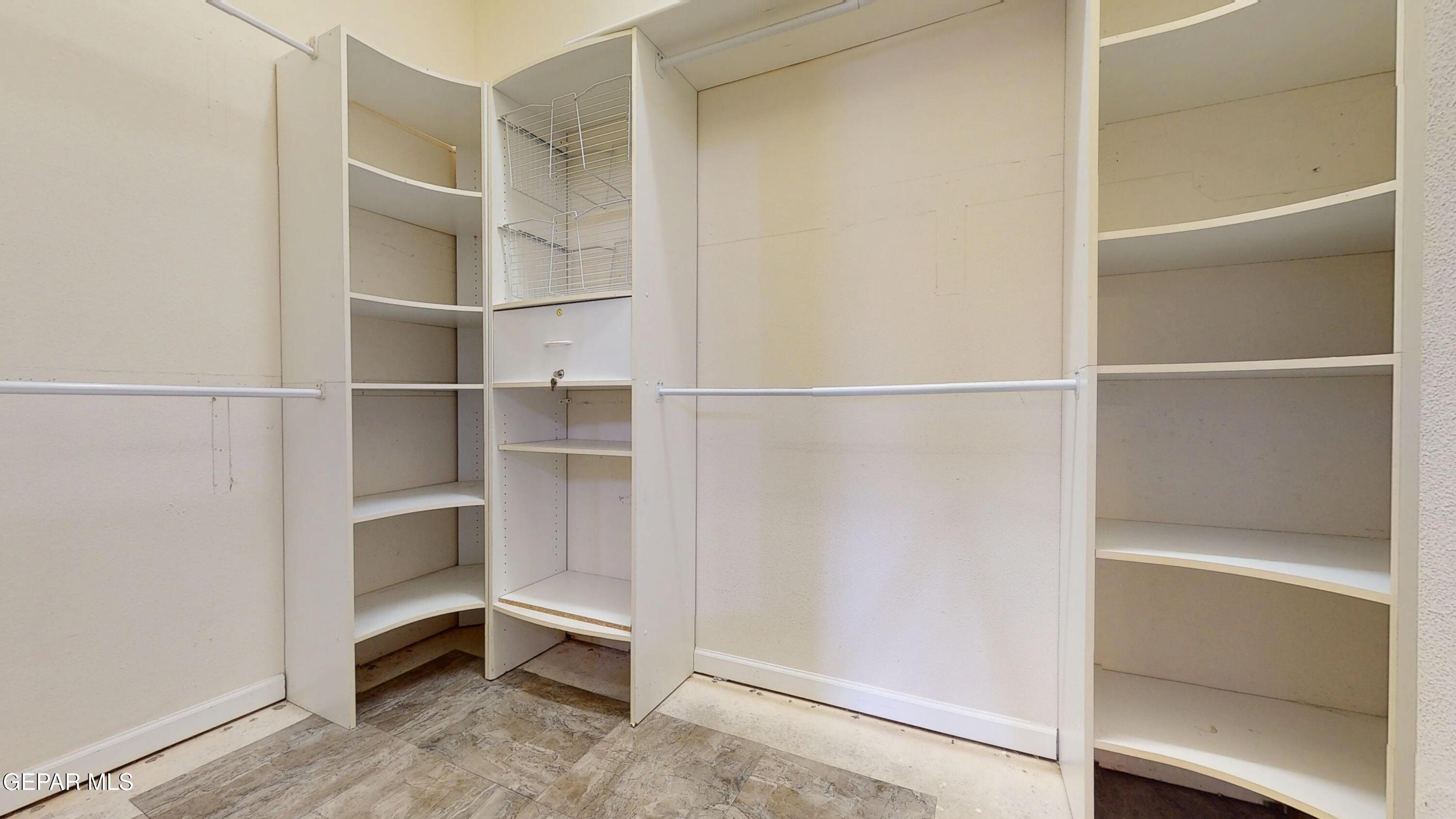 820 La Florida Drive Property Photo 19
