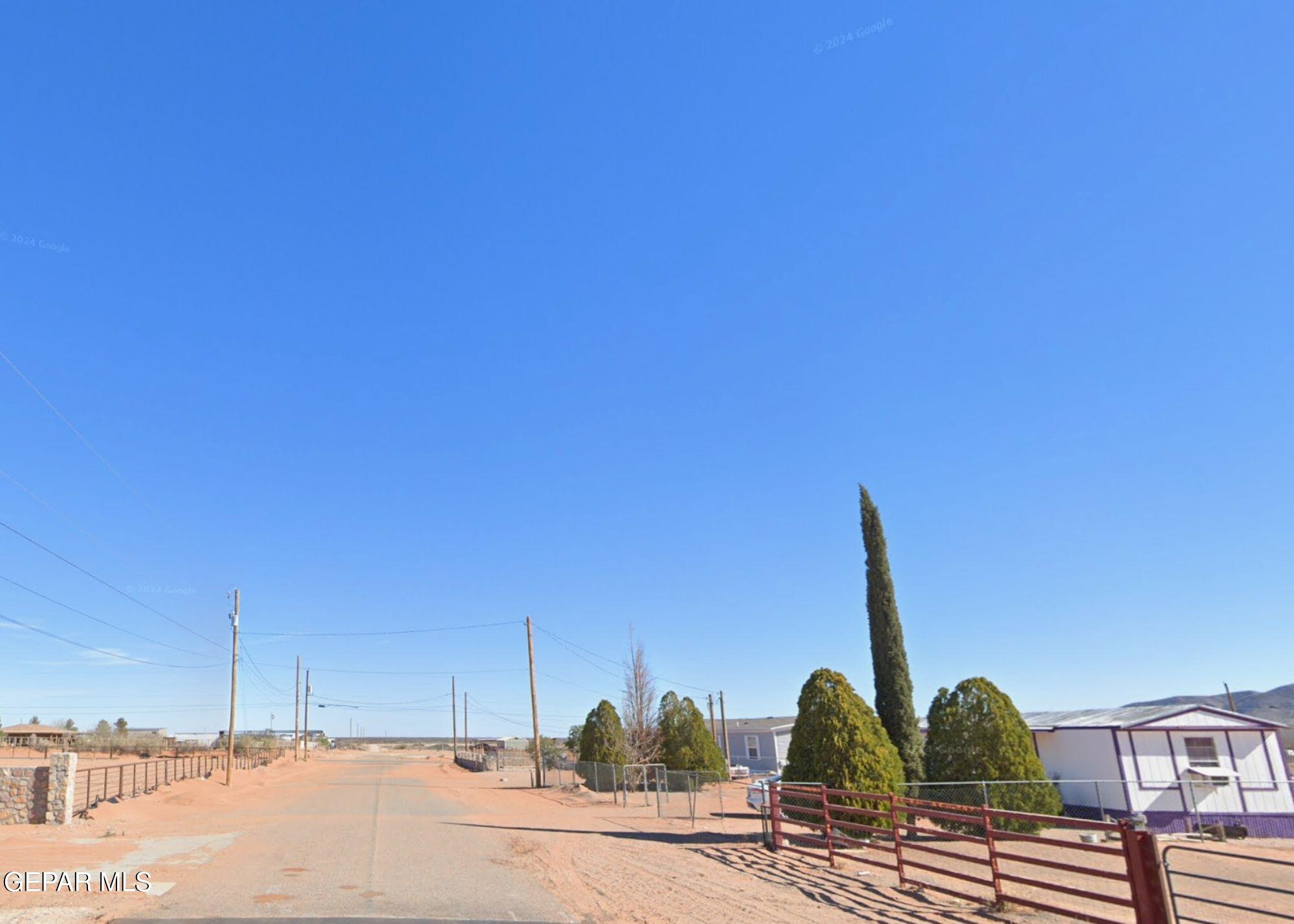 5582 Ch Hunton Street Property Photo 5