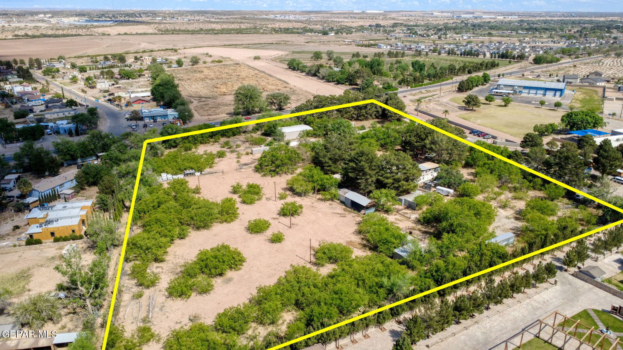 587 Bauman Road Property Photo 3