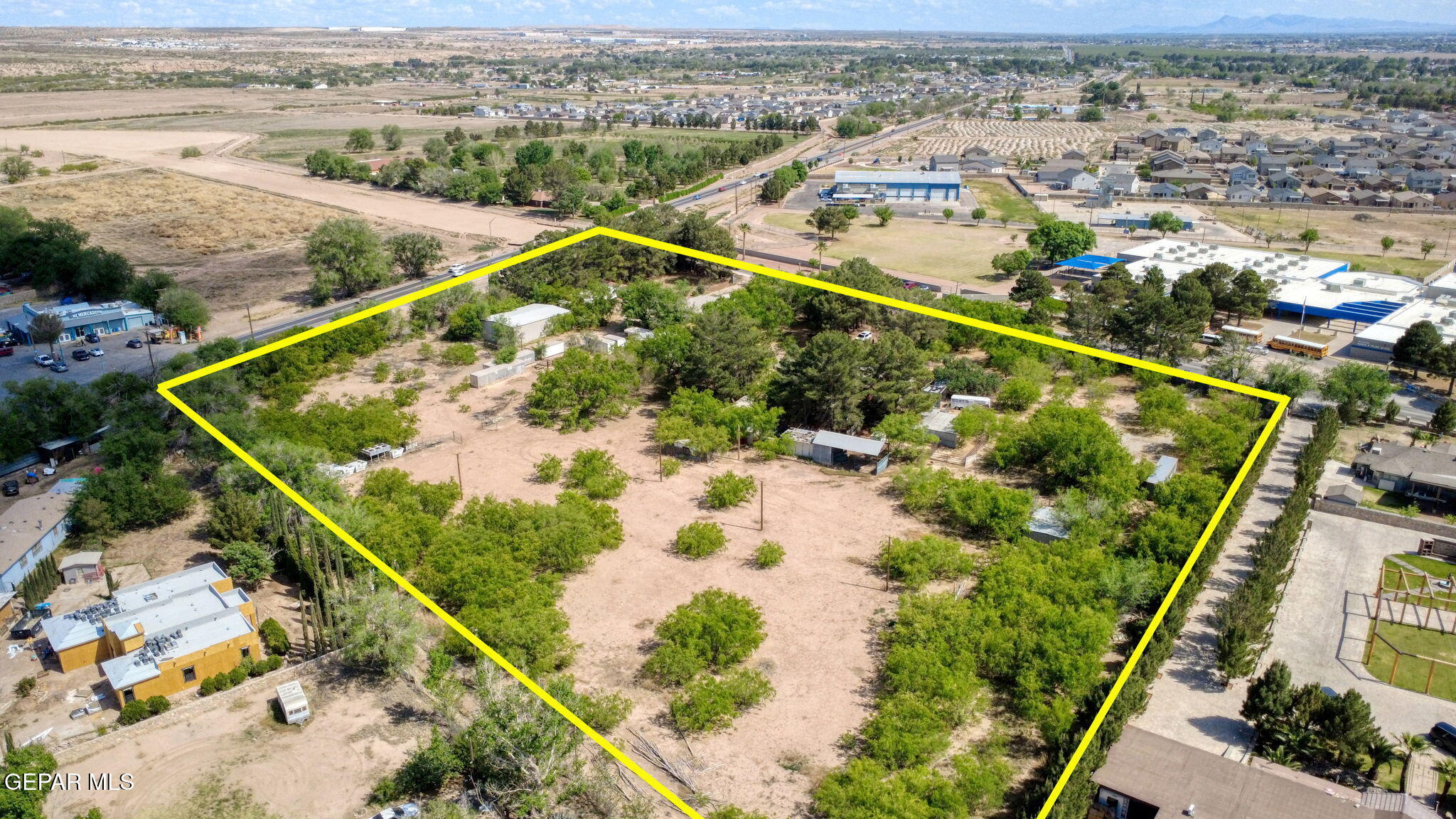 587 Bauman Road Property Photo 8