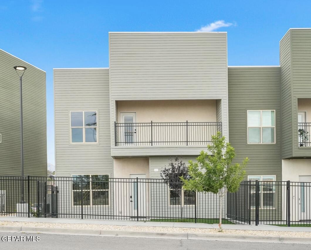 201 Desert Pass Street B-7 Property Photo 1