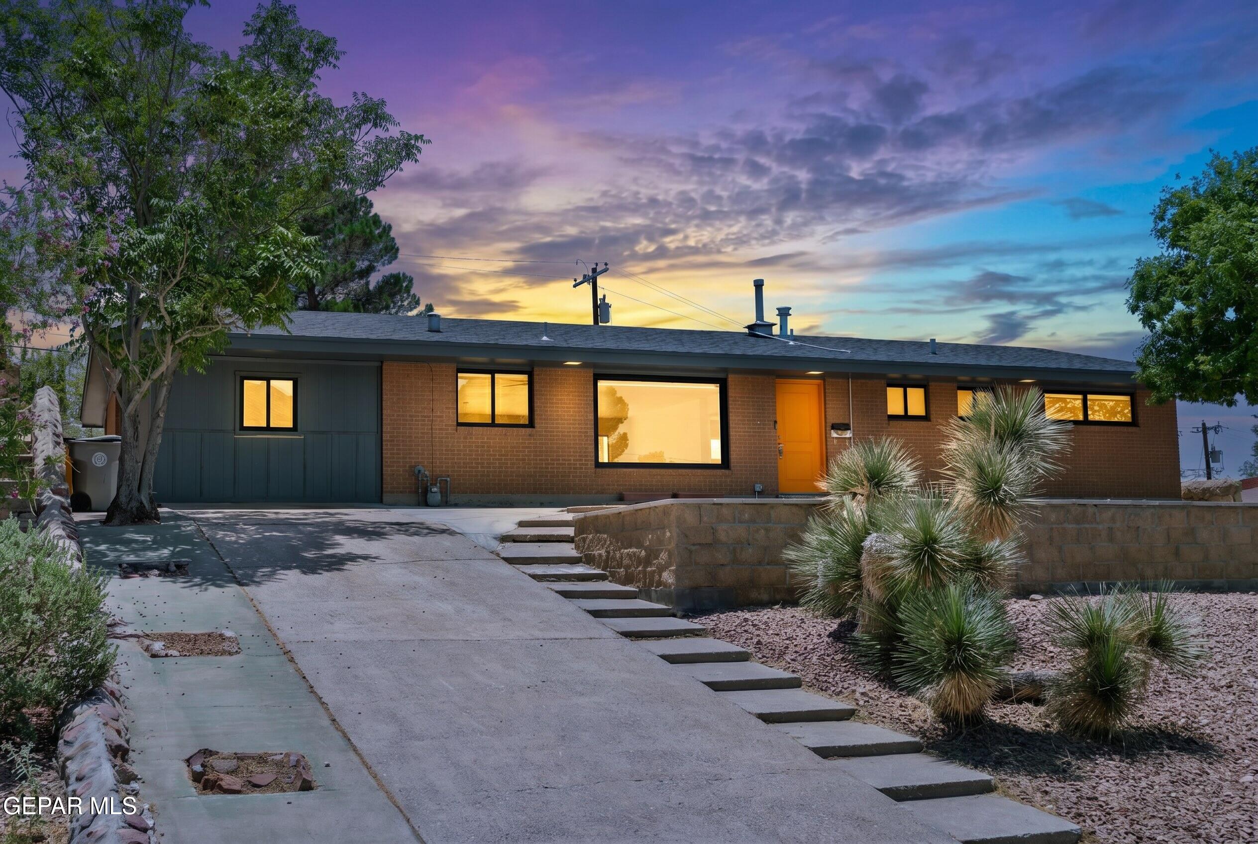 814 Galloway Drive Property Photo 1