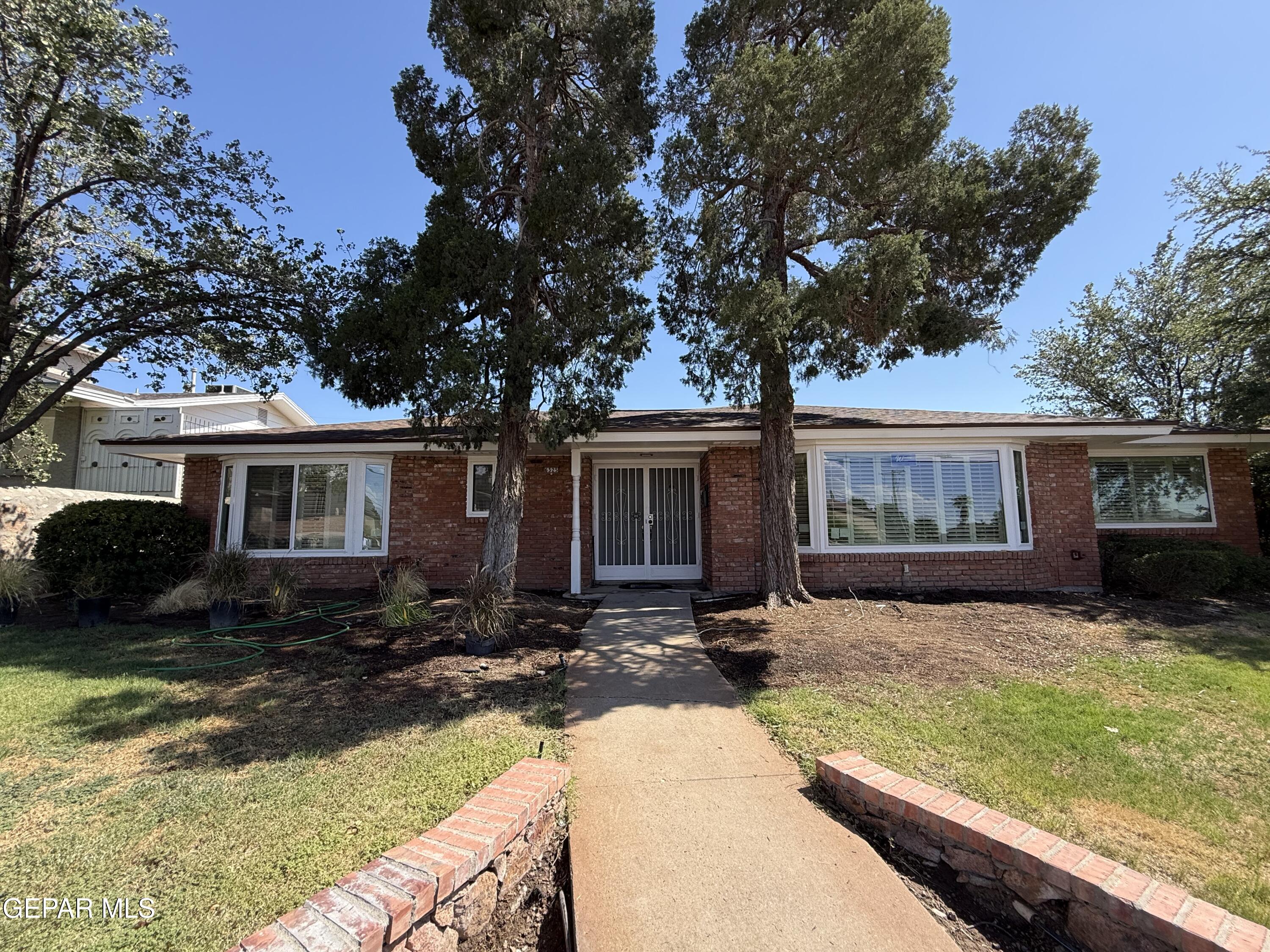 6325 Westwind Drive Property Photo 1