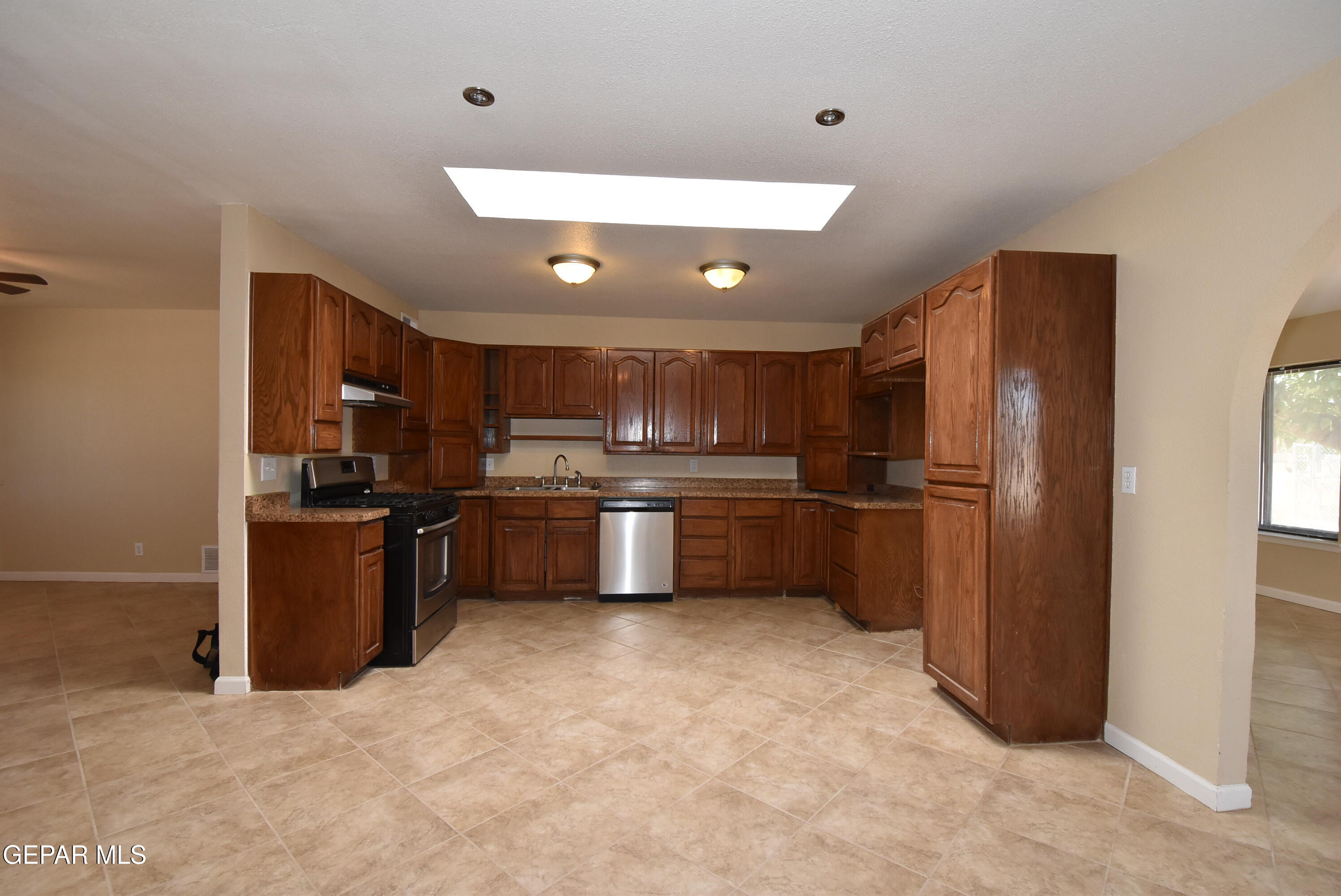 807 Poplar Street Property Photo 12