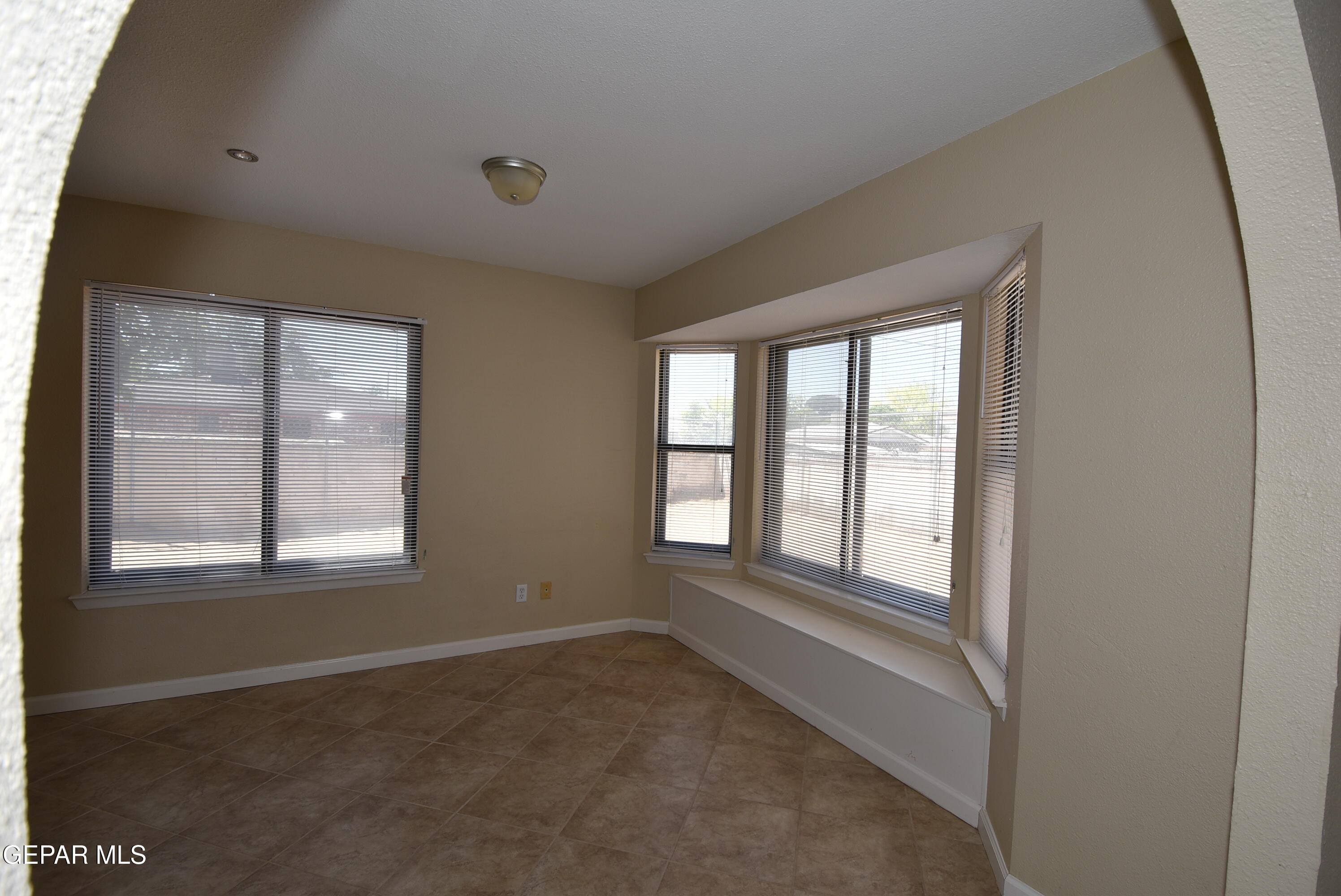 807 Poplar Street Property Photo 14