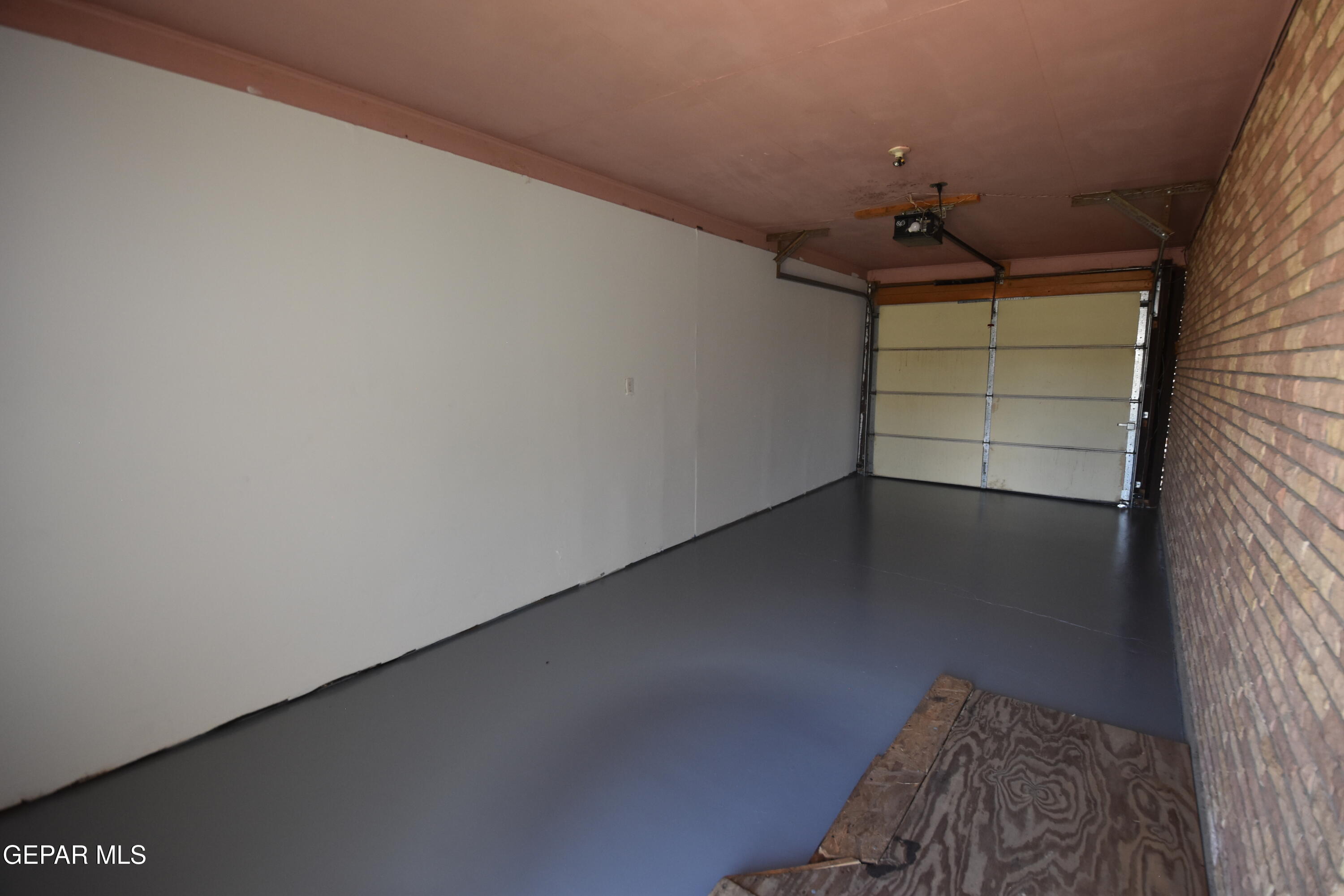807 Poplar Street Property Photo 16