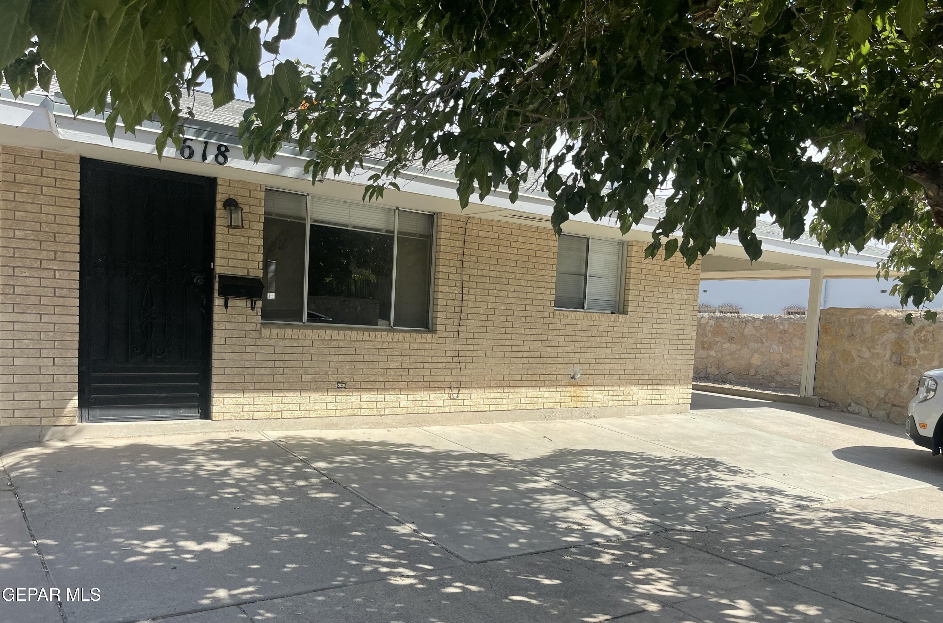 947632 Property Photo 1