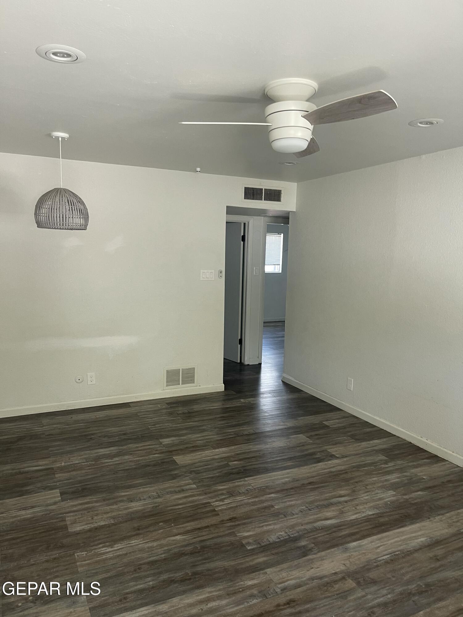 947632 Property Photo 2