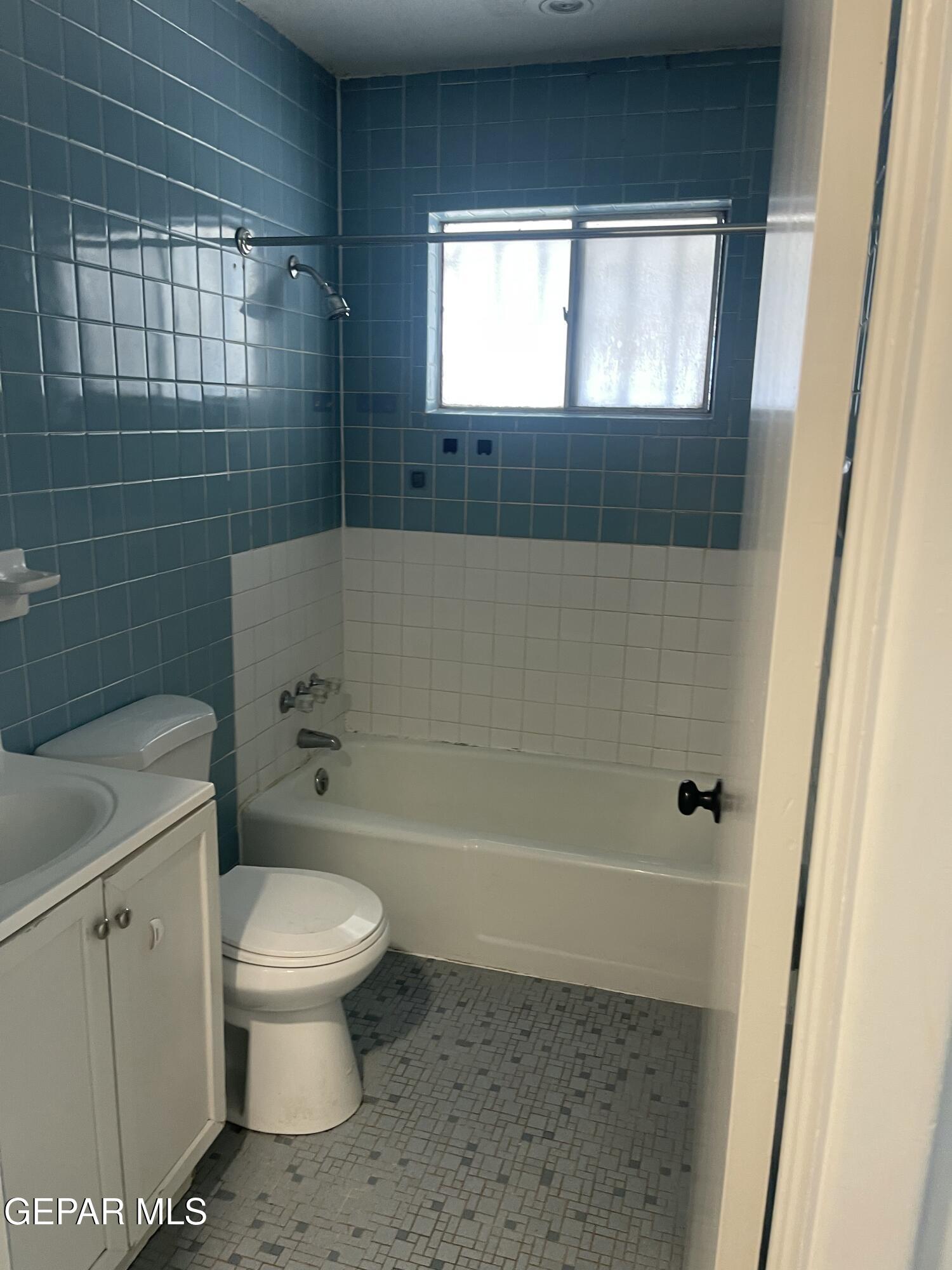947632 Property Photo 9
