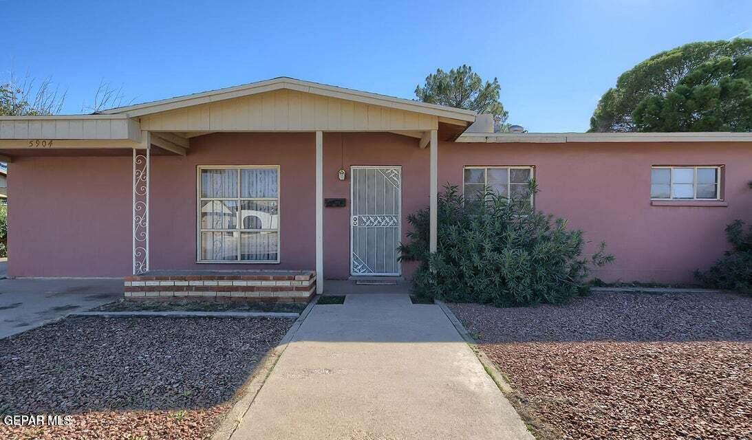 5904 Brazos Property Photo 1