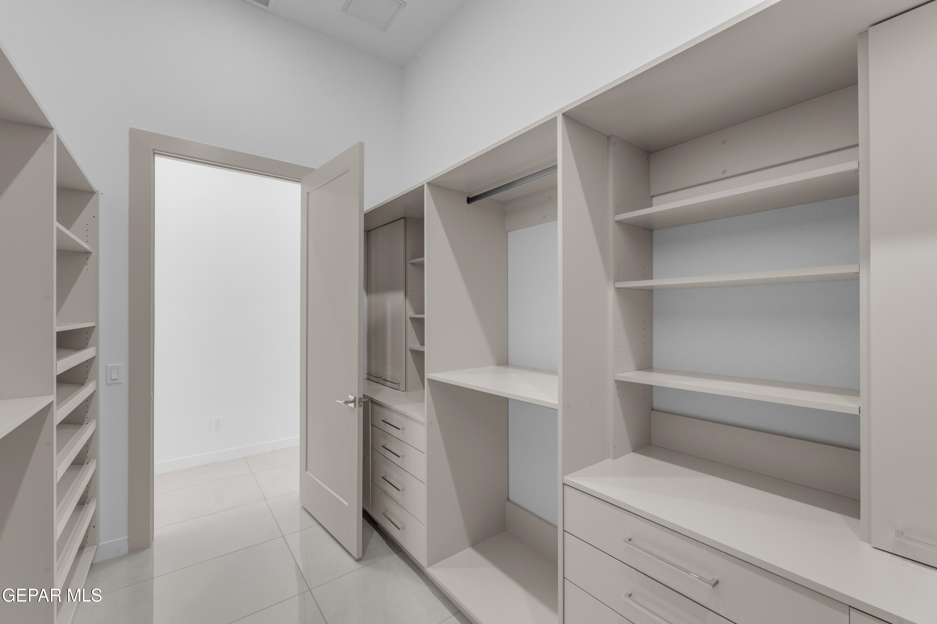 1281 Desert Night Street Property Photo 44