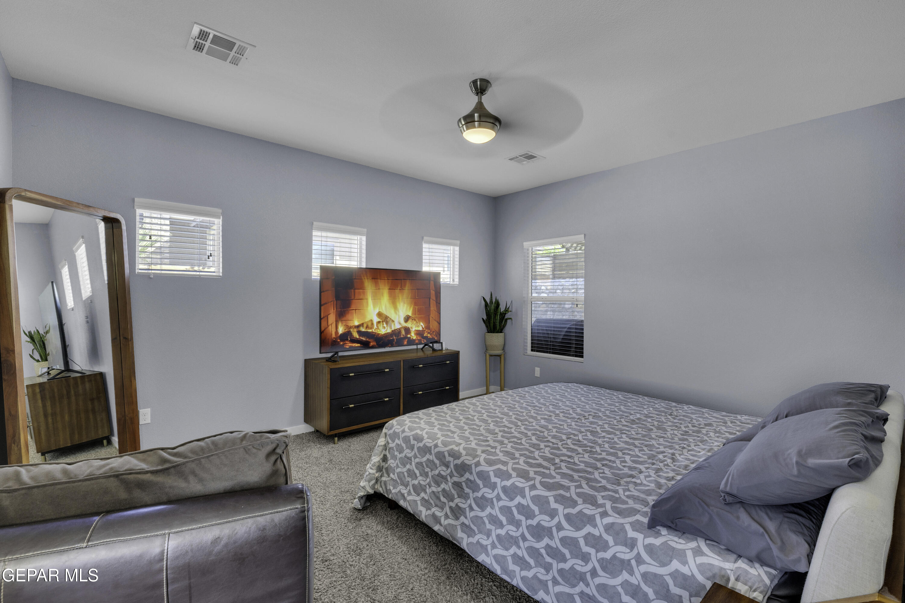 12631 Mark Twain Avenue Property Photo 7