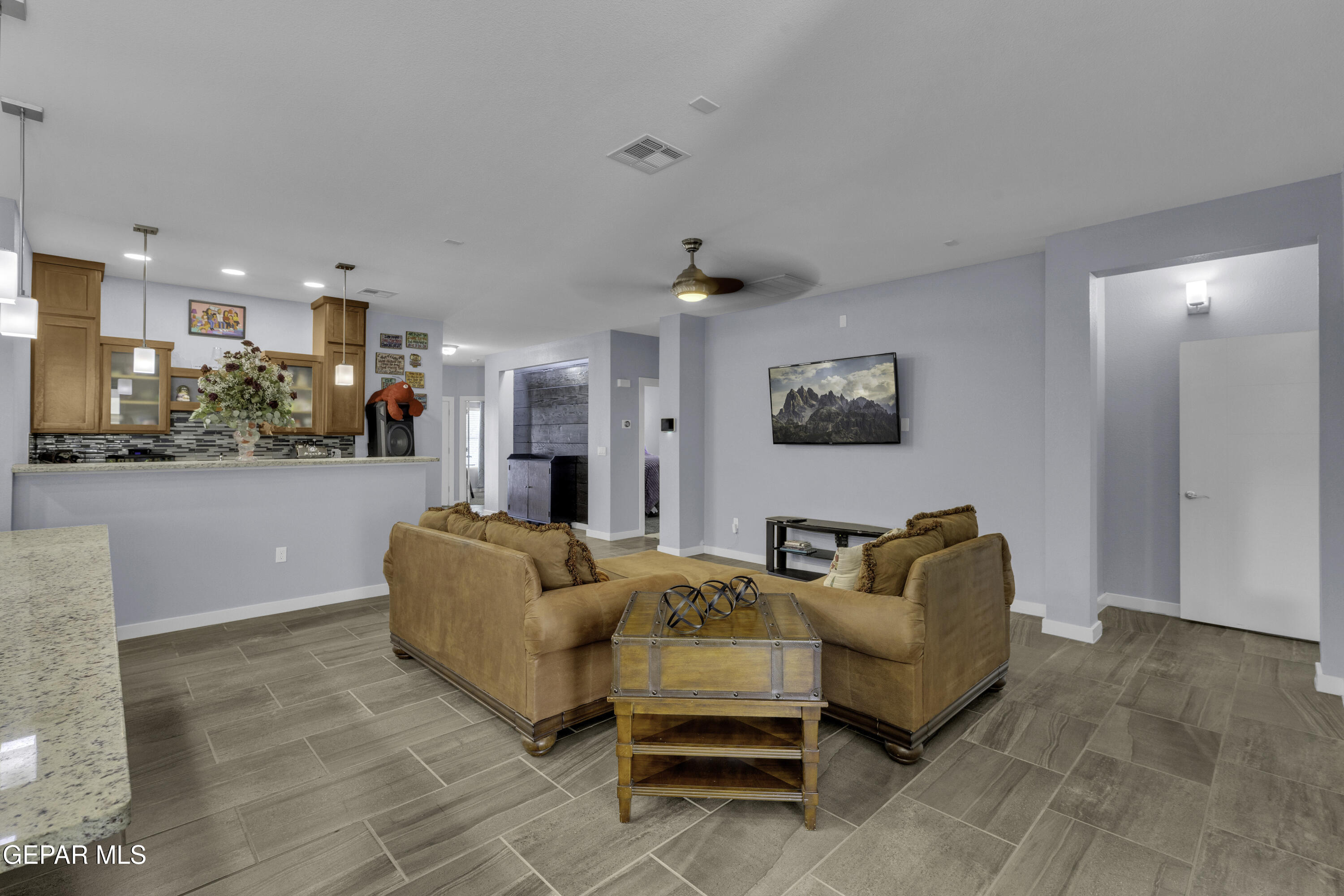 12631 Mark Twain Avenue Property Photo 21