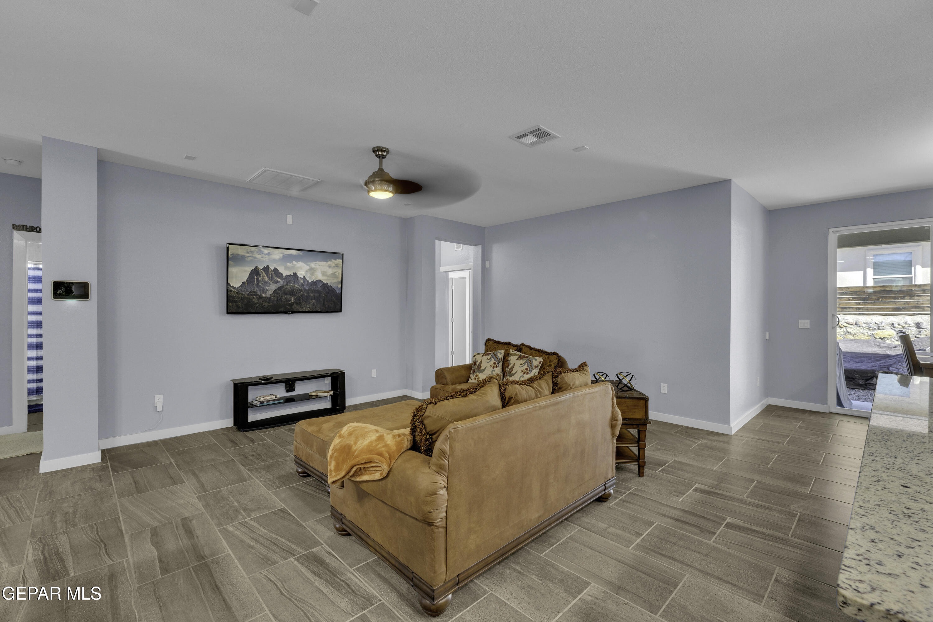 12631 Mark Twain Avenue Property Photo 23