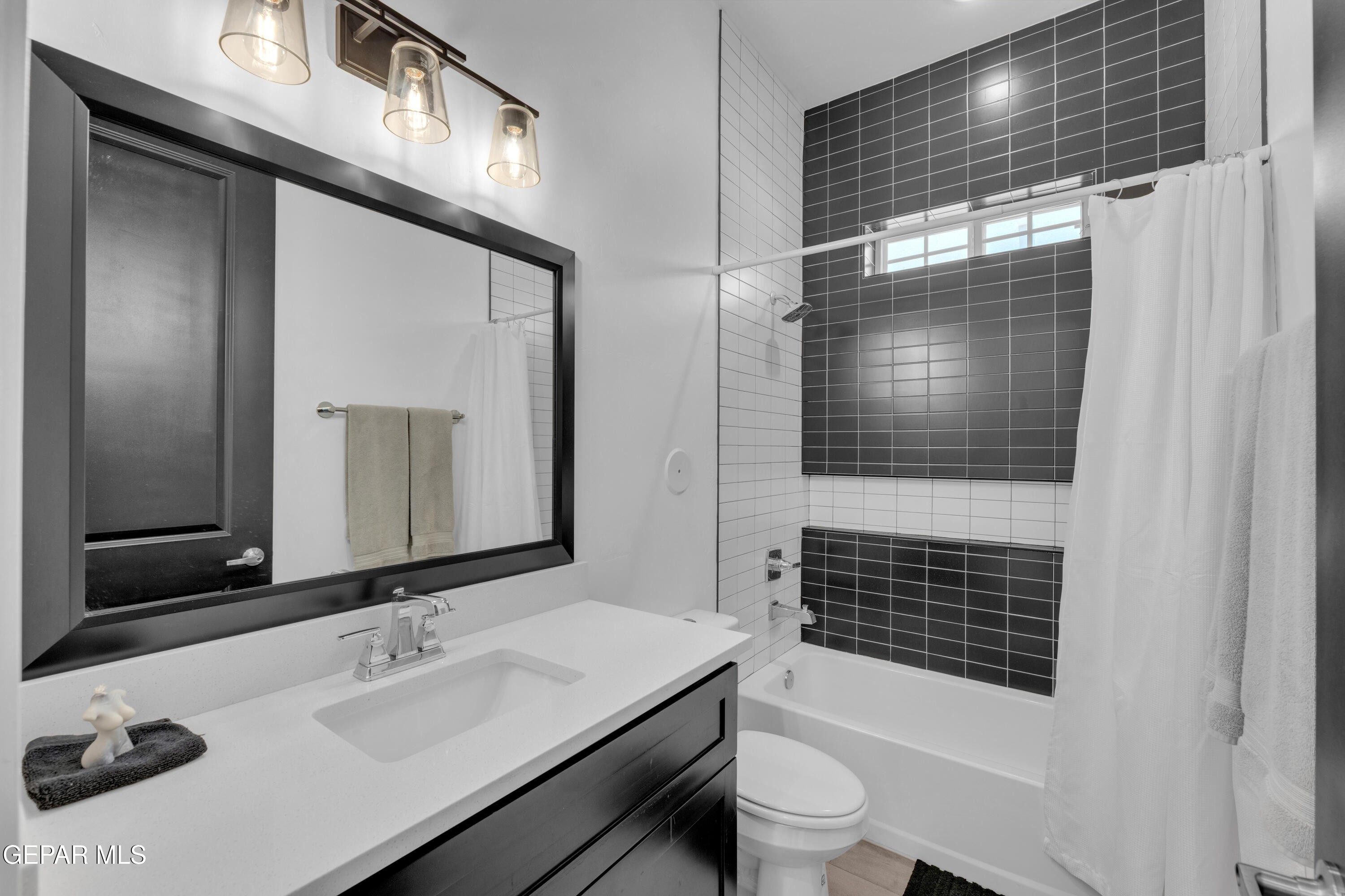 205 Ulshaw Street Property Photo 8