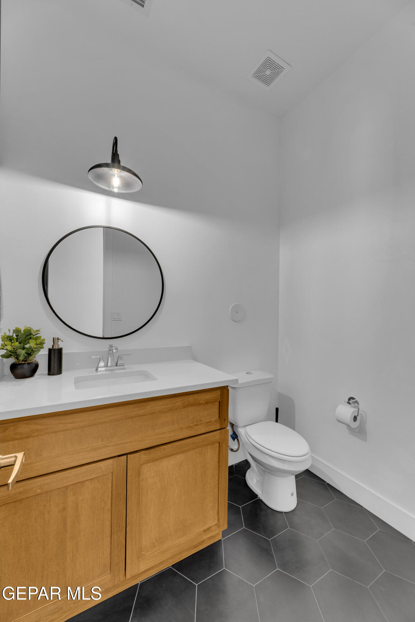 205 Ulshaw Street Property Photo 33