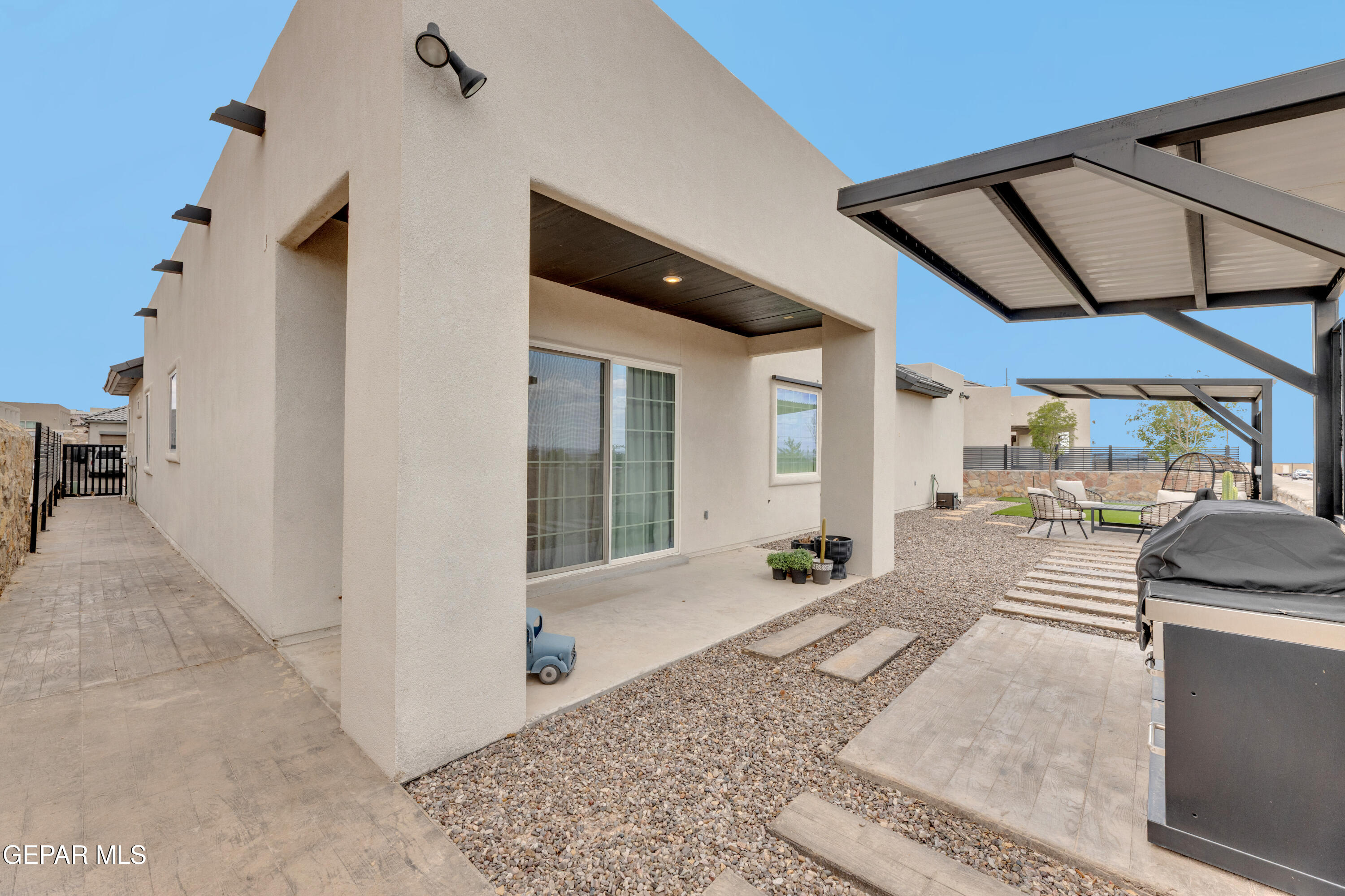 205 Ulshaw Street Property Photo 35