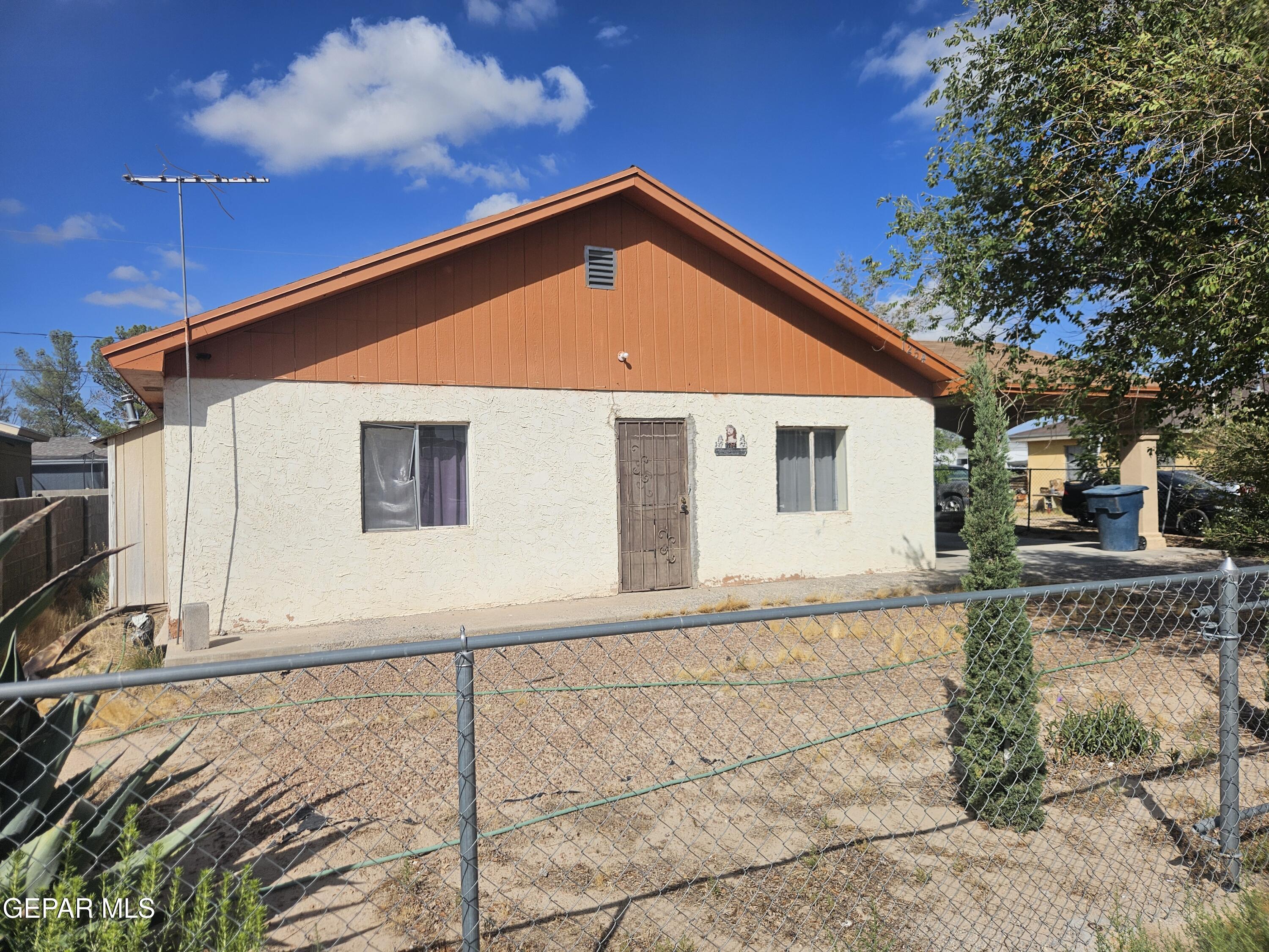 1254 G Street