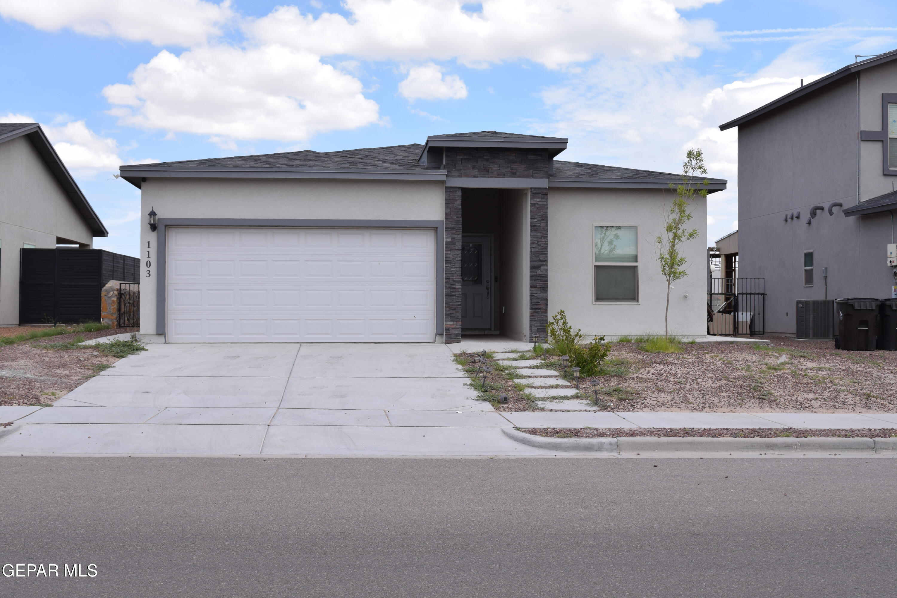 1103 BRASS HILL Avenue Property Photo 1