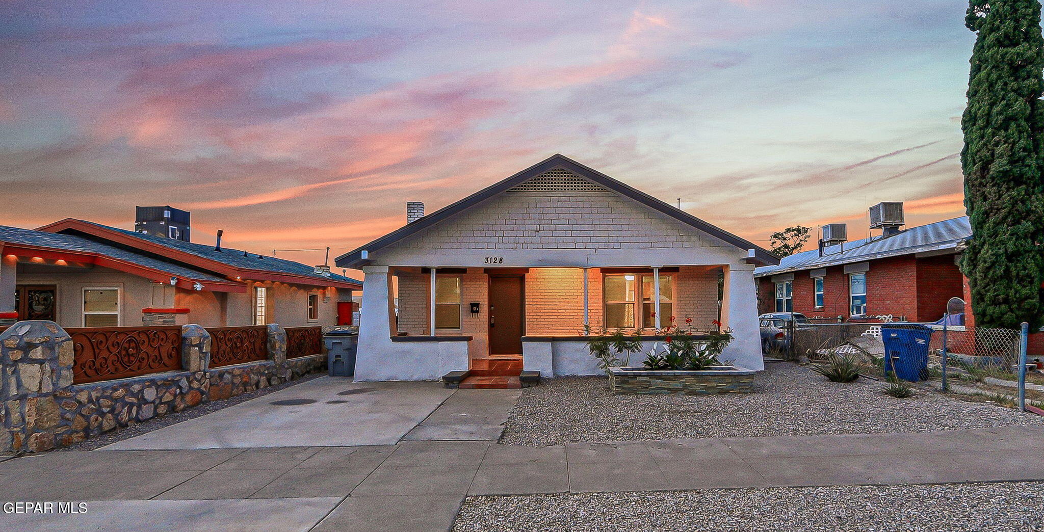 3128 Fort Boulevard Property Photo 1